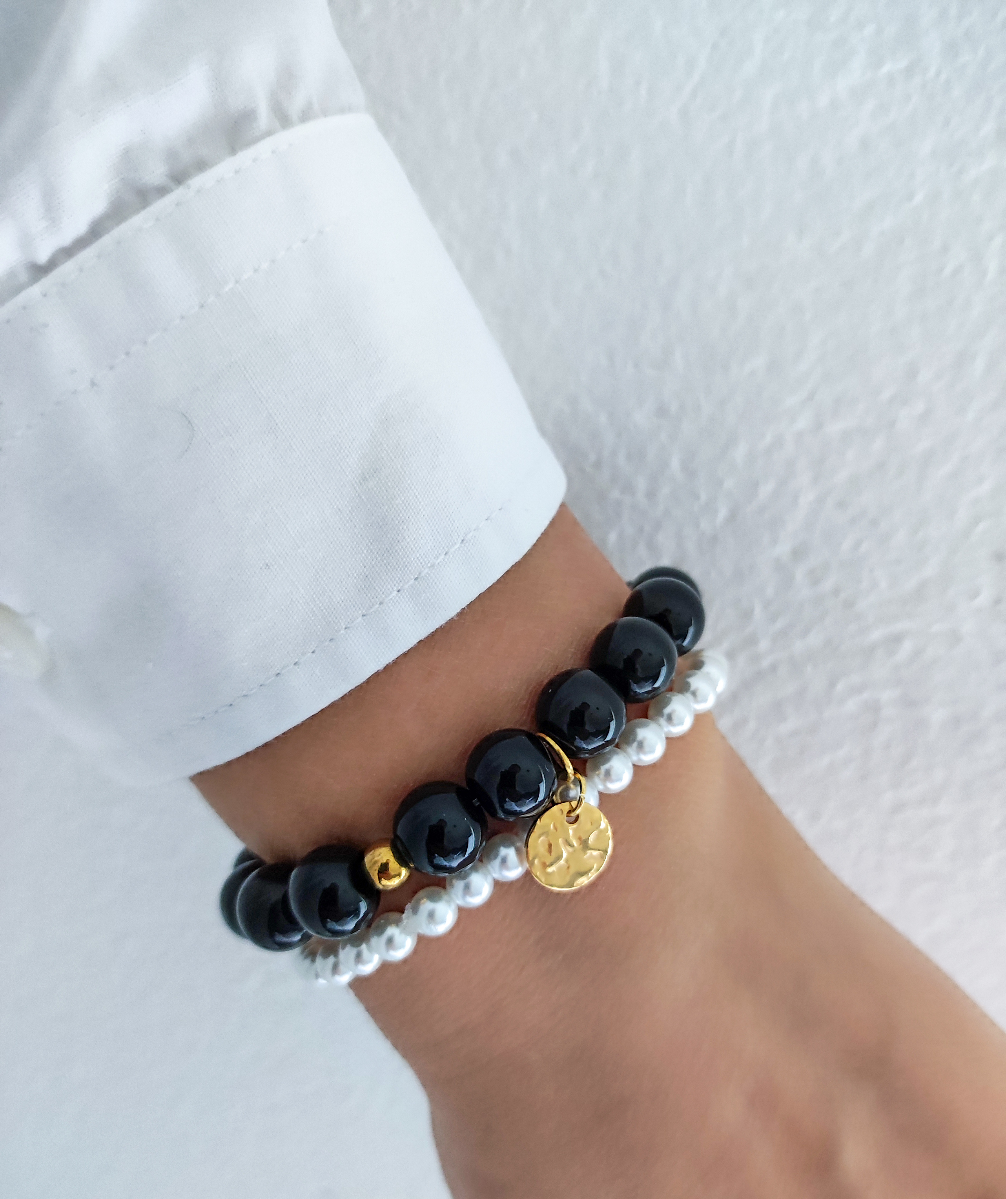 Rankų darbo apyrankės