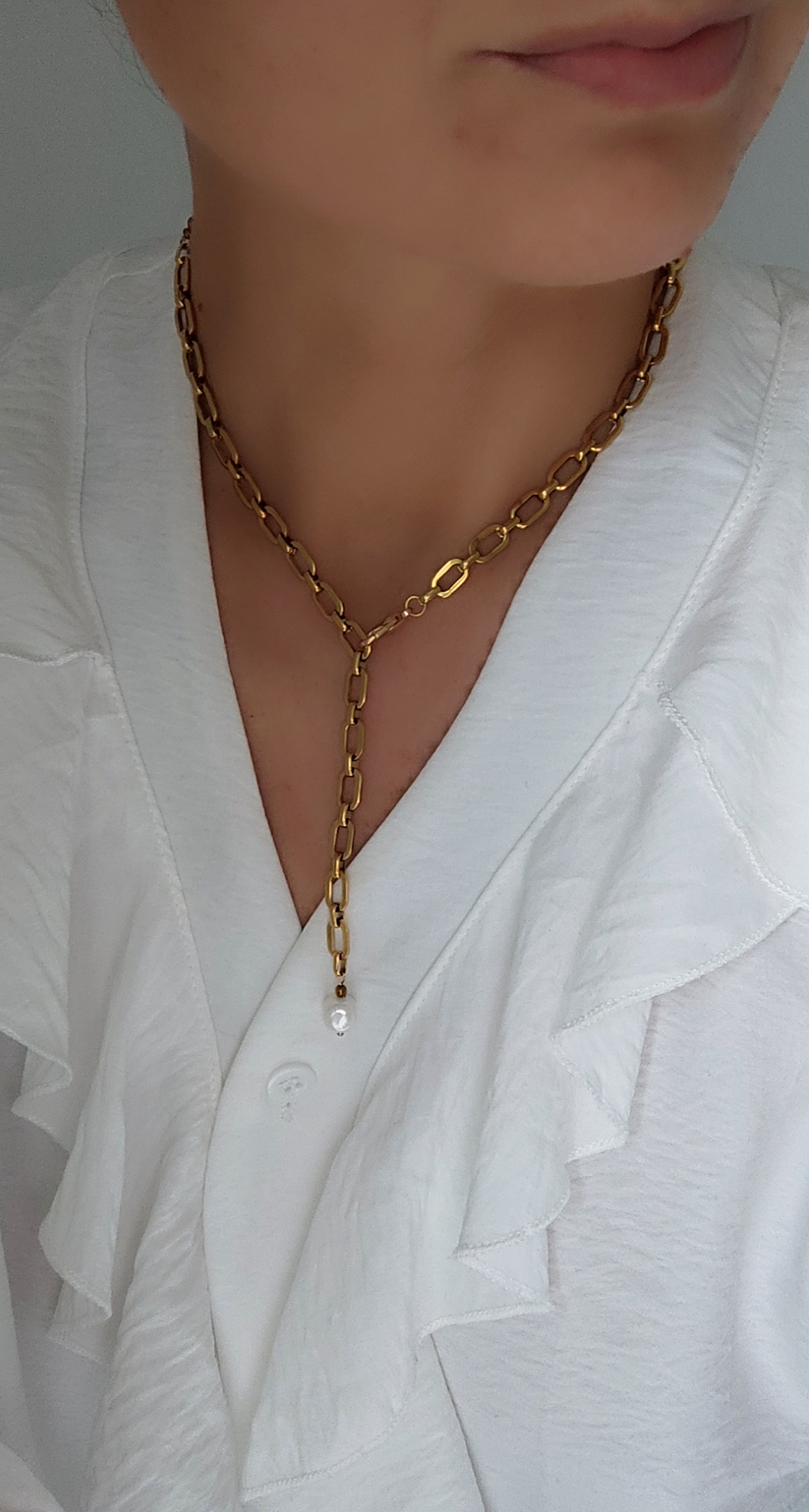 Rankų darbo perlų vėrinys