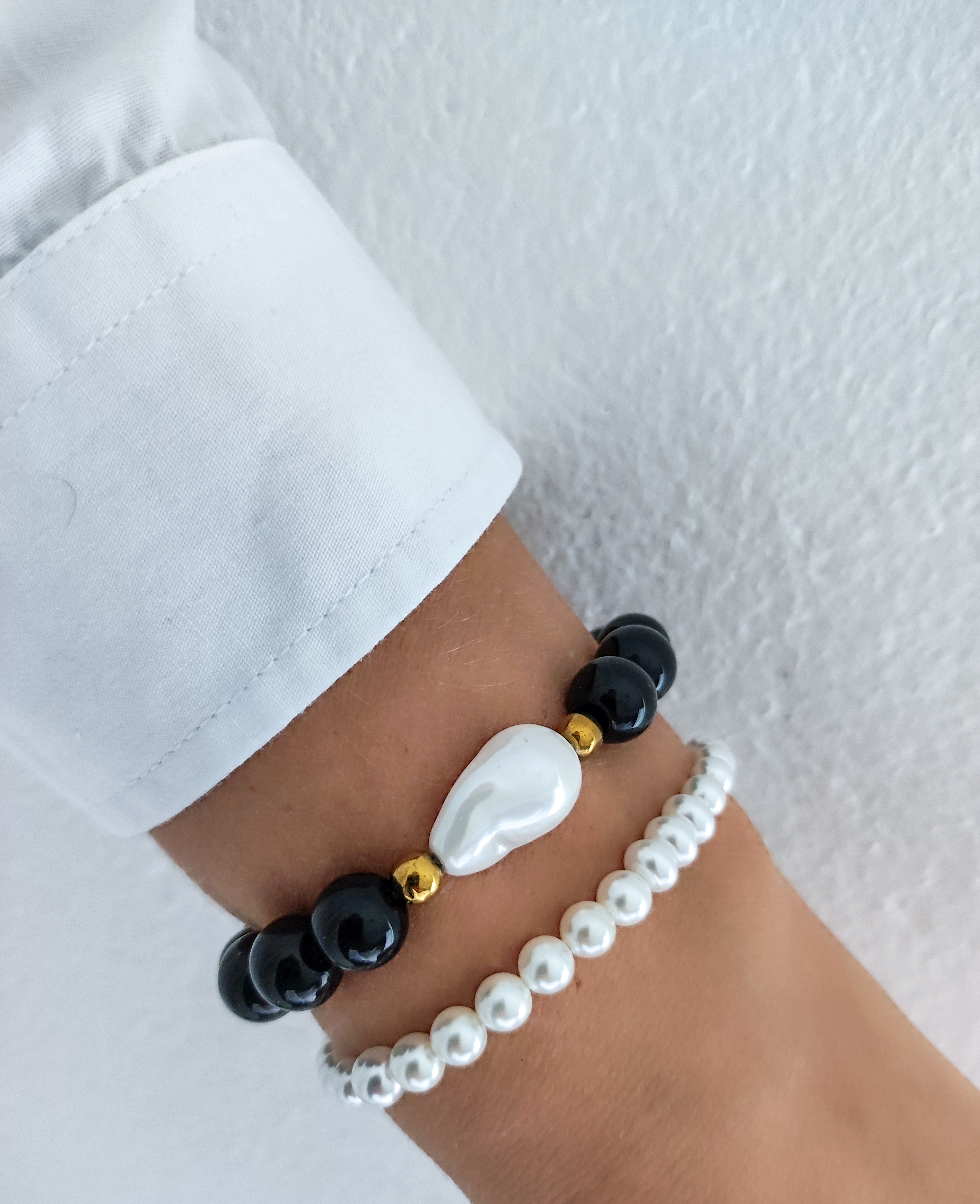 Rankų darbo apyrankės