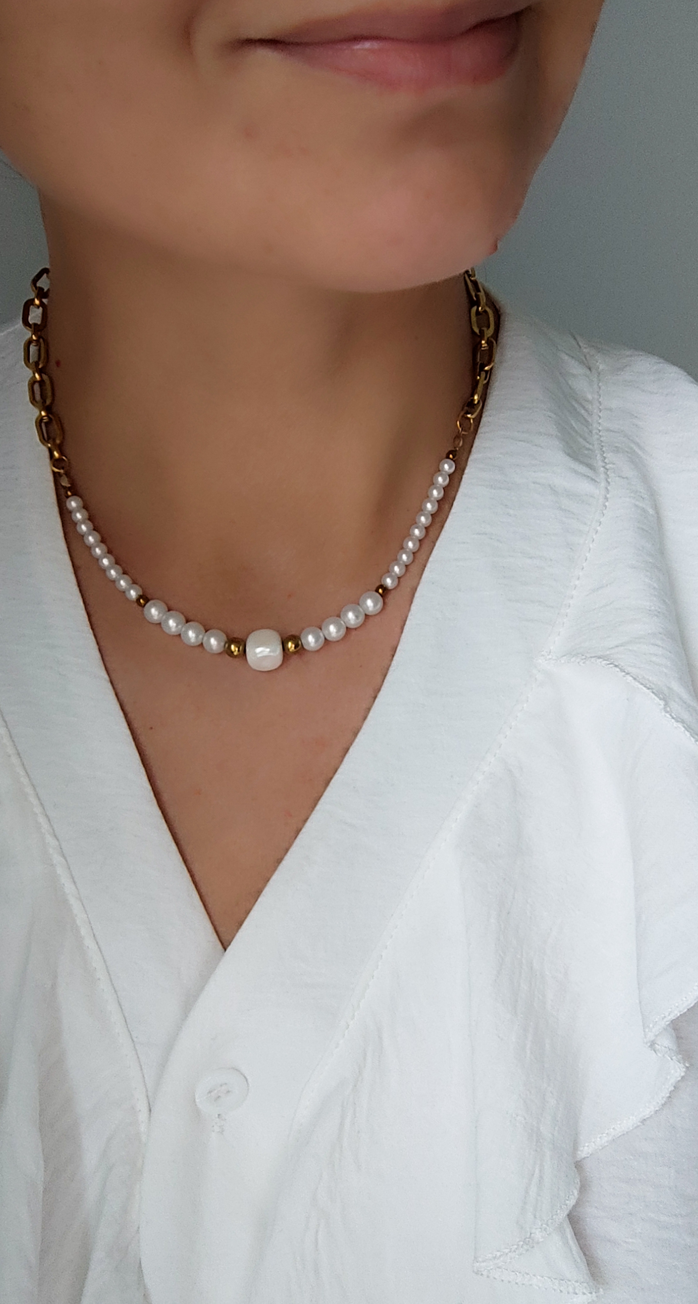 Rankų darbo perlų vėrinys