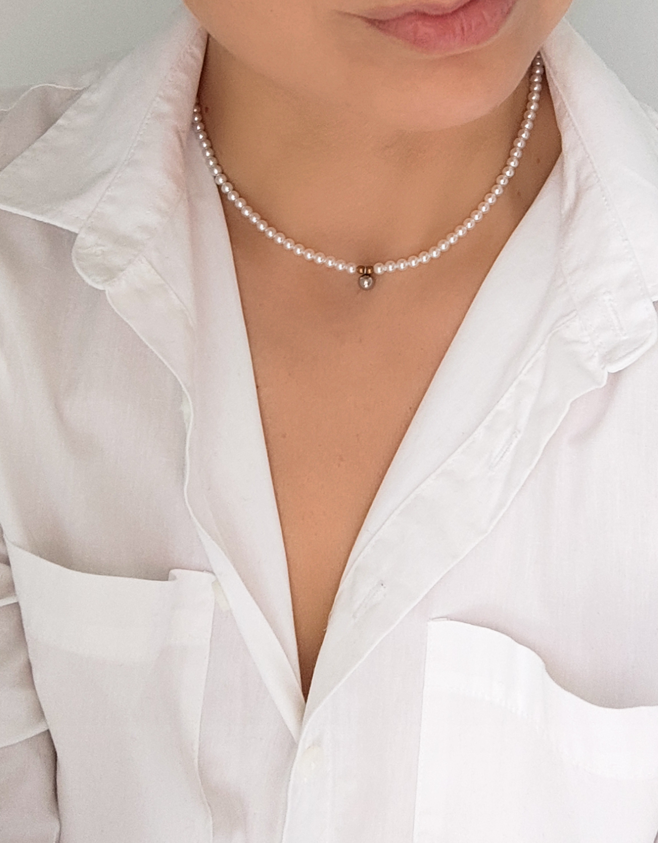 Perlų vėrinys su grandinėle