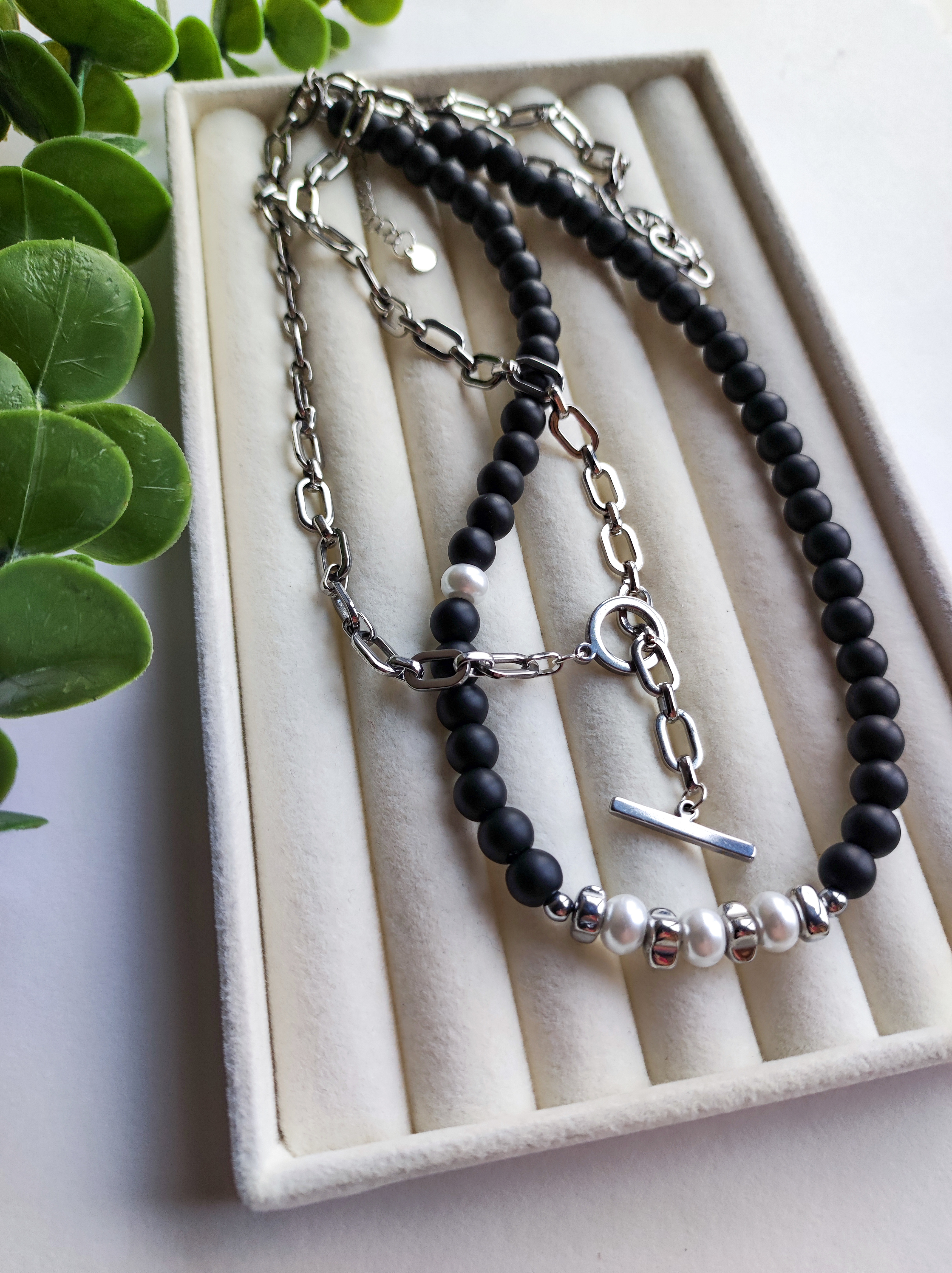 Agato ir perlų kaklo papuošalas