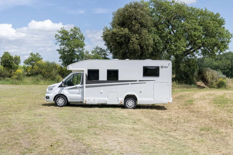 Camper Semintegrale Ford XGO