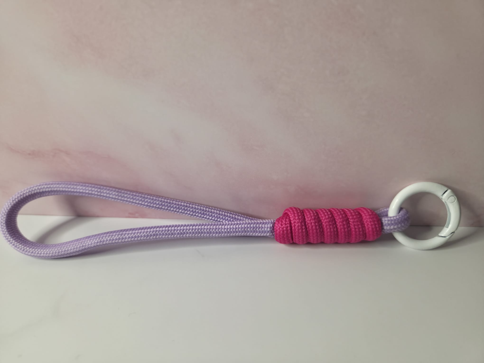 Schlüsselanhänger mit Paracord