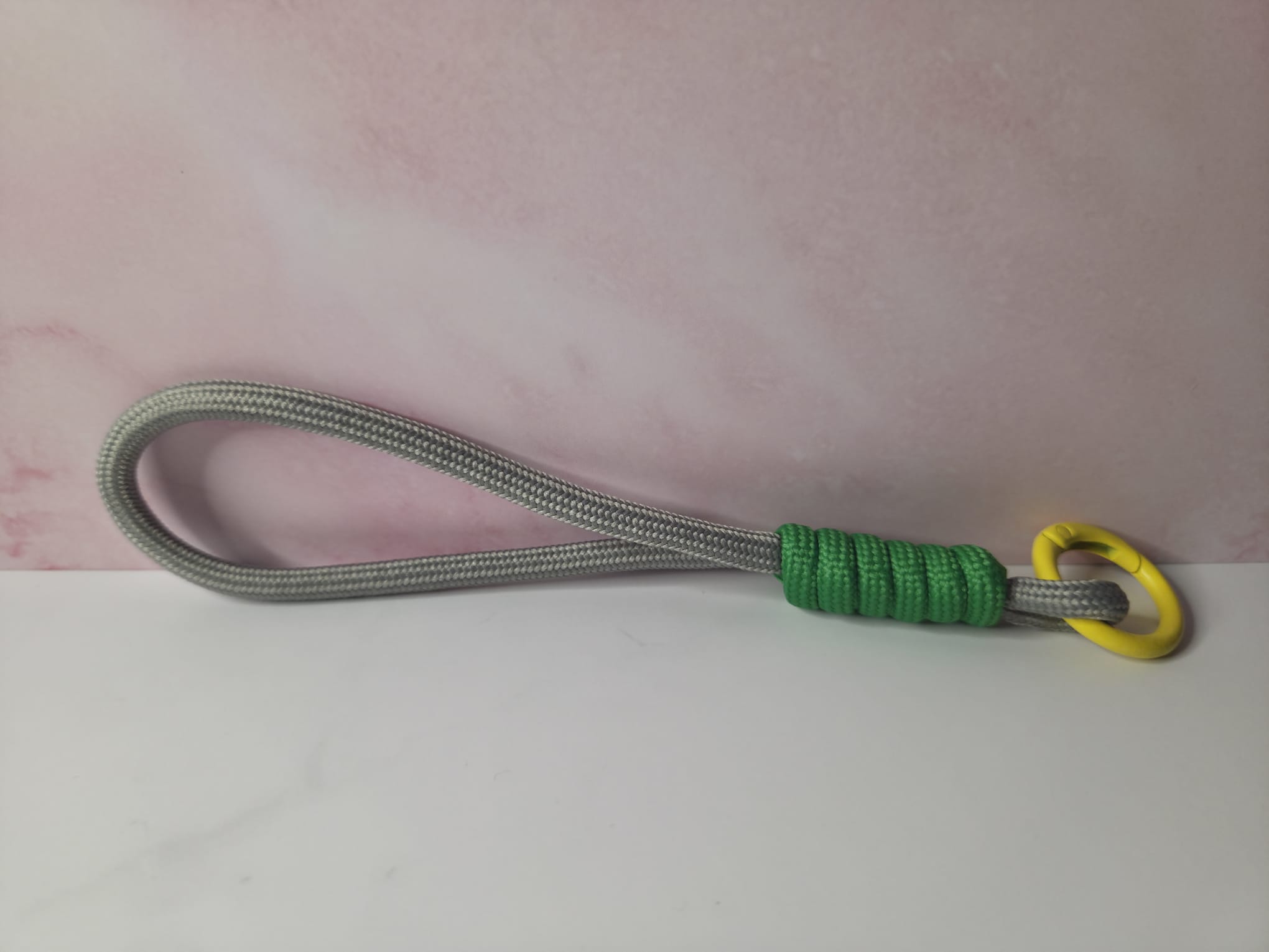 Schlüsselanhänger aus Paracord