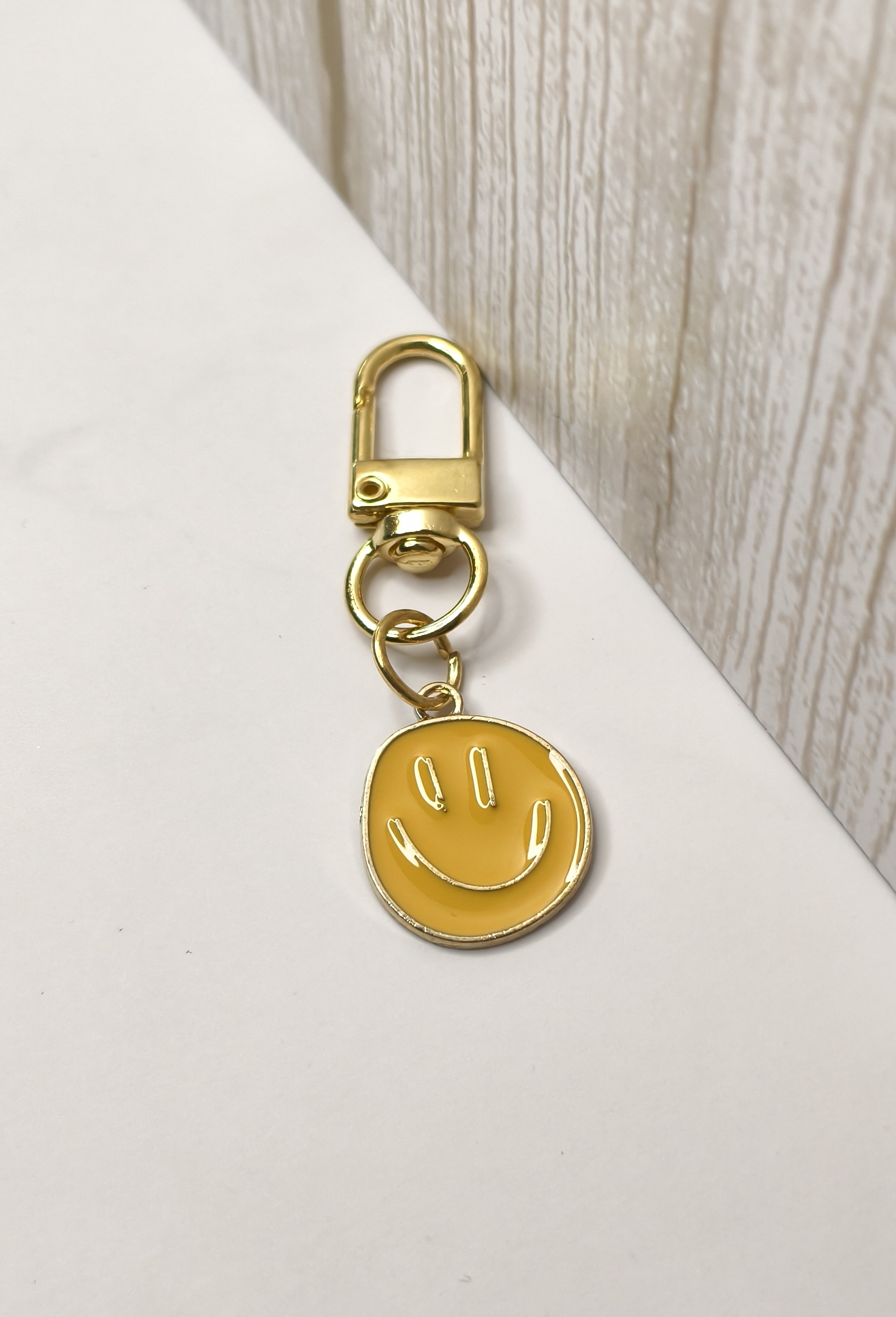 Schlüsselanhänger mit Smiley - GELB