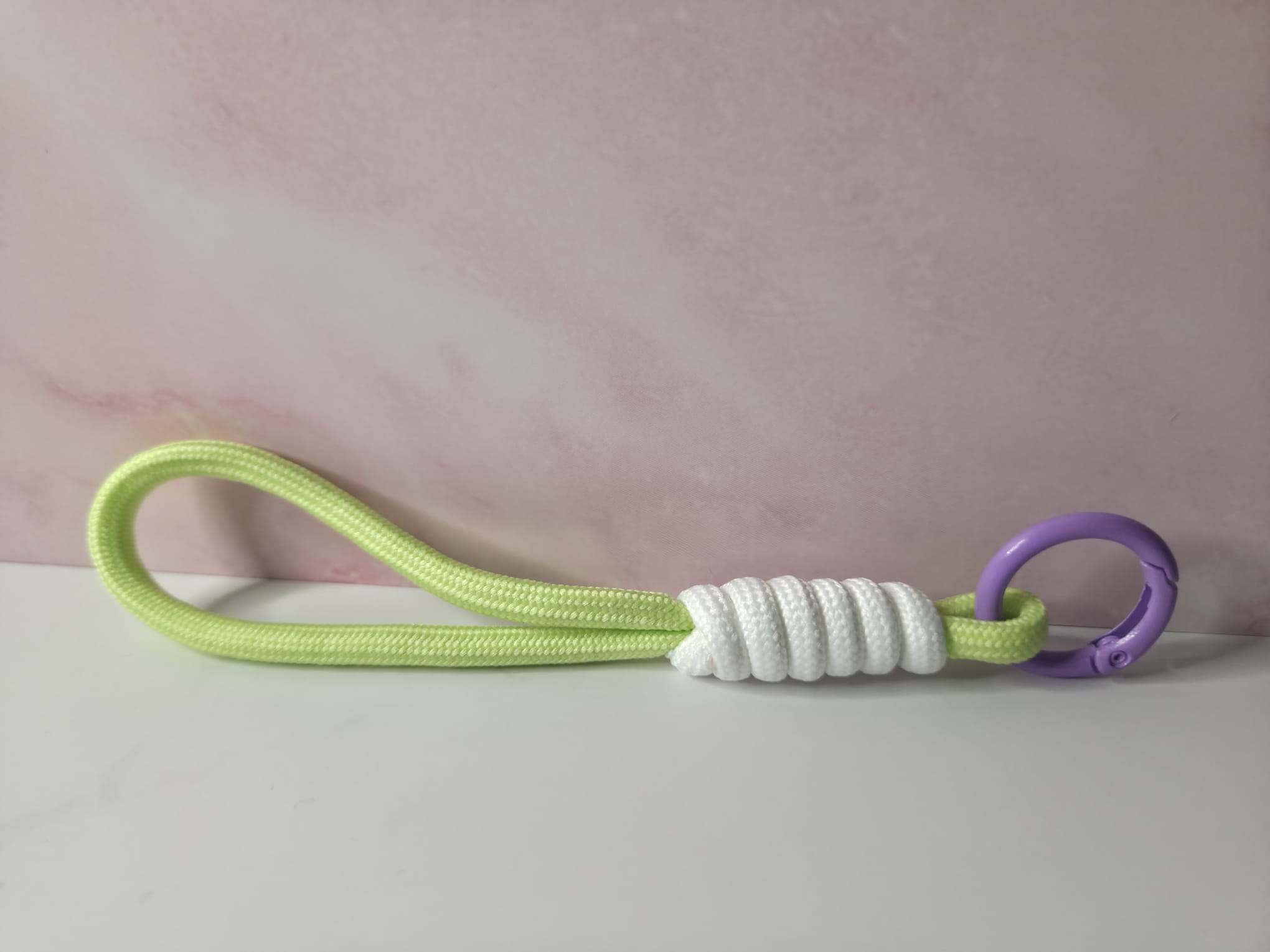 Schlüsselanhänger aus Paracord