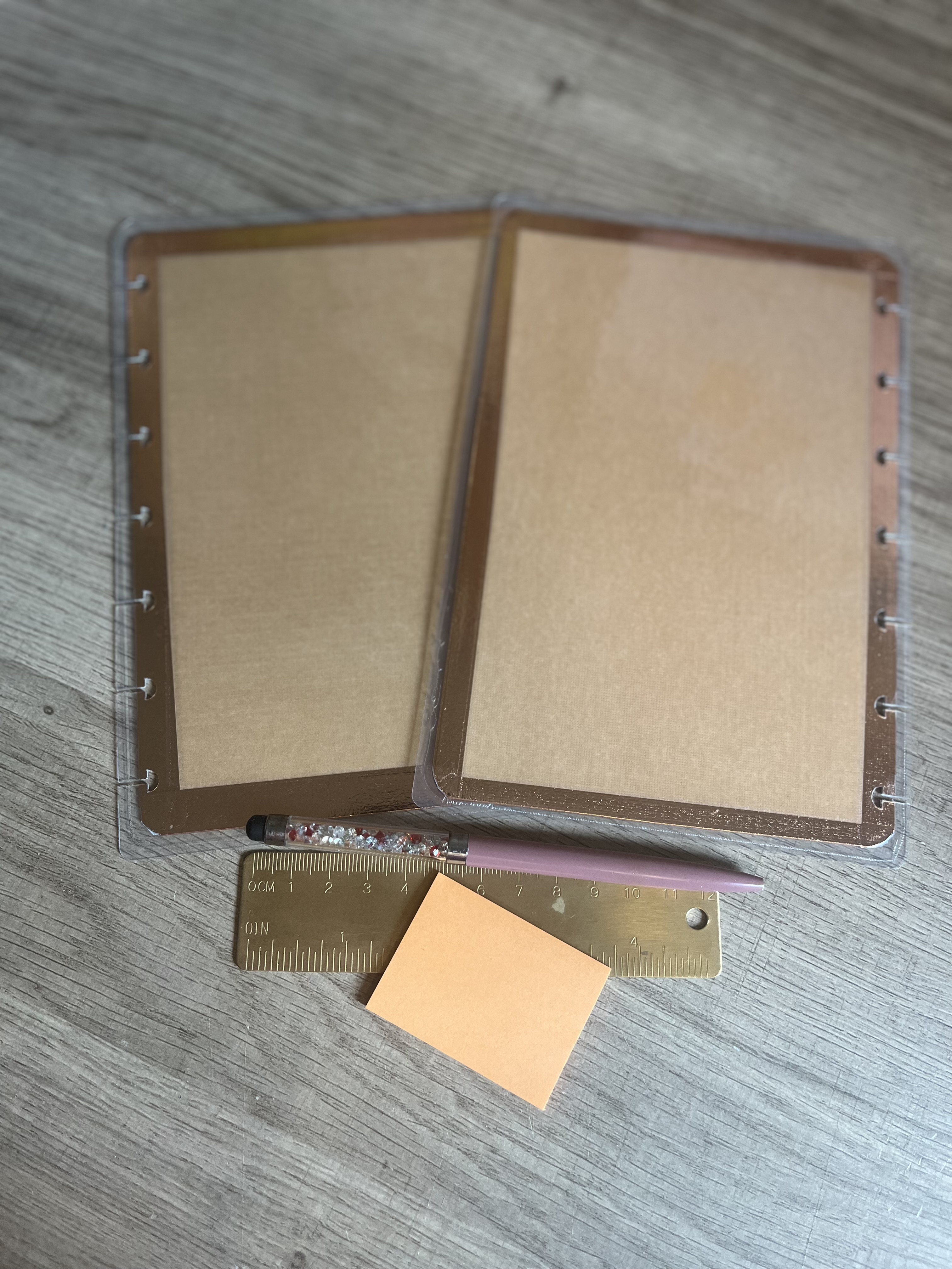 Coffee Shop Lover: Mini Disc Bound Cover