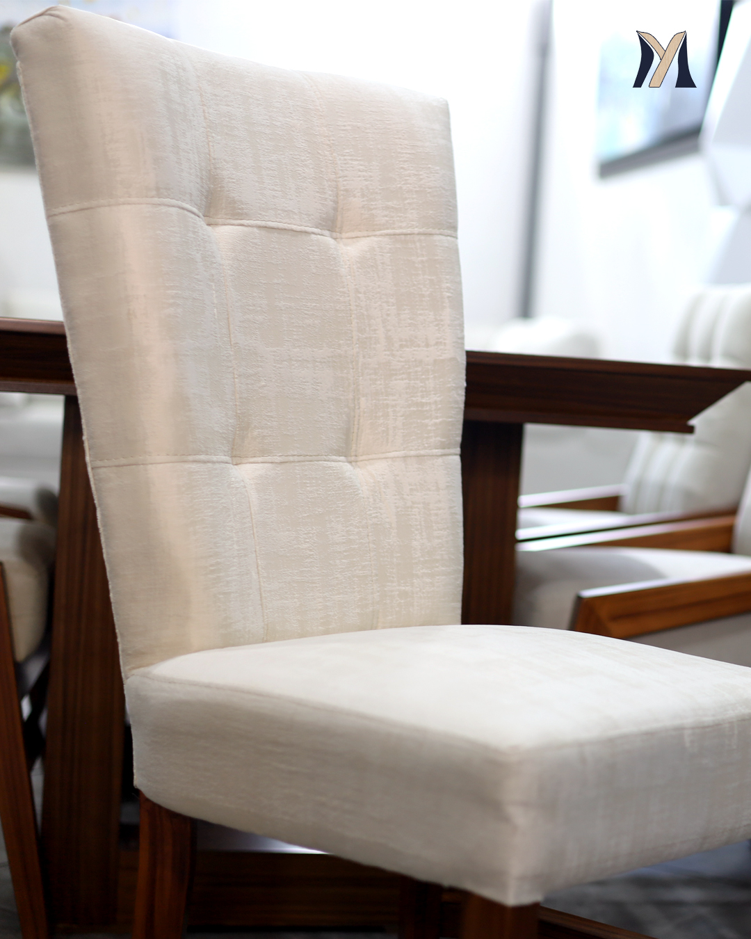 Comedor Venecia Parota