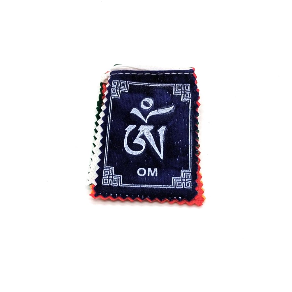 Om Mani Padme Hum Mantra Mini String Flags
