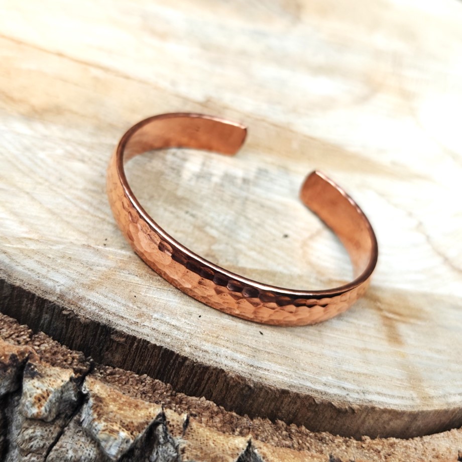 Hammered Pattern bracelet