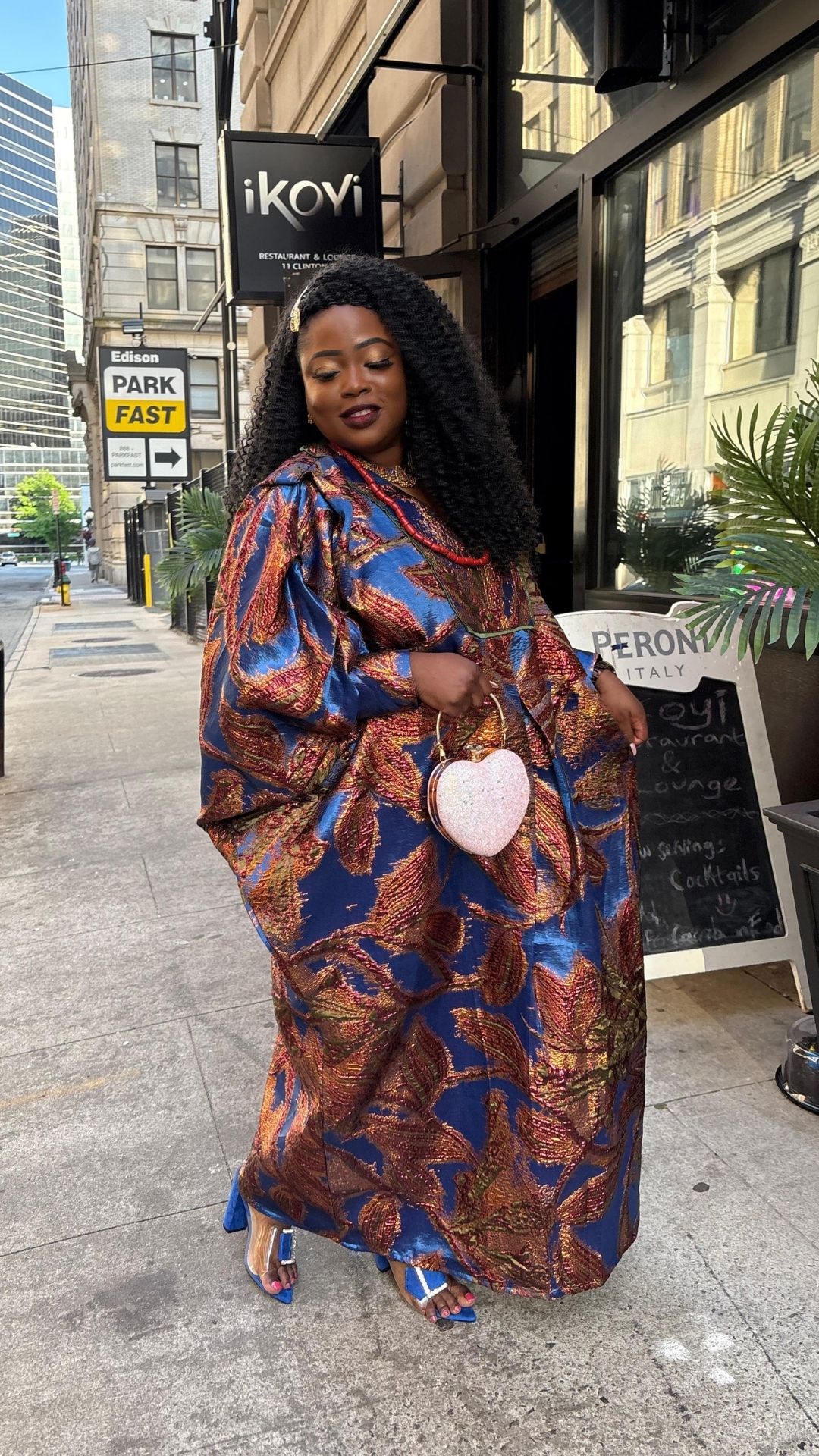 Royal Blue Majesty Bubu