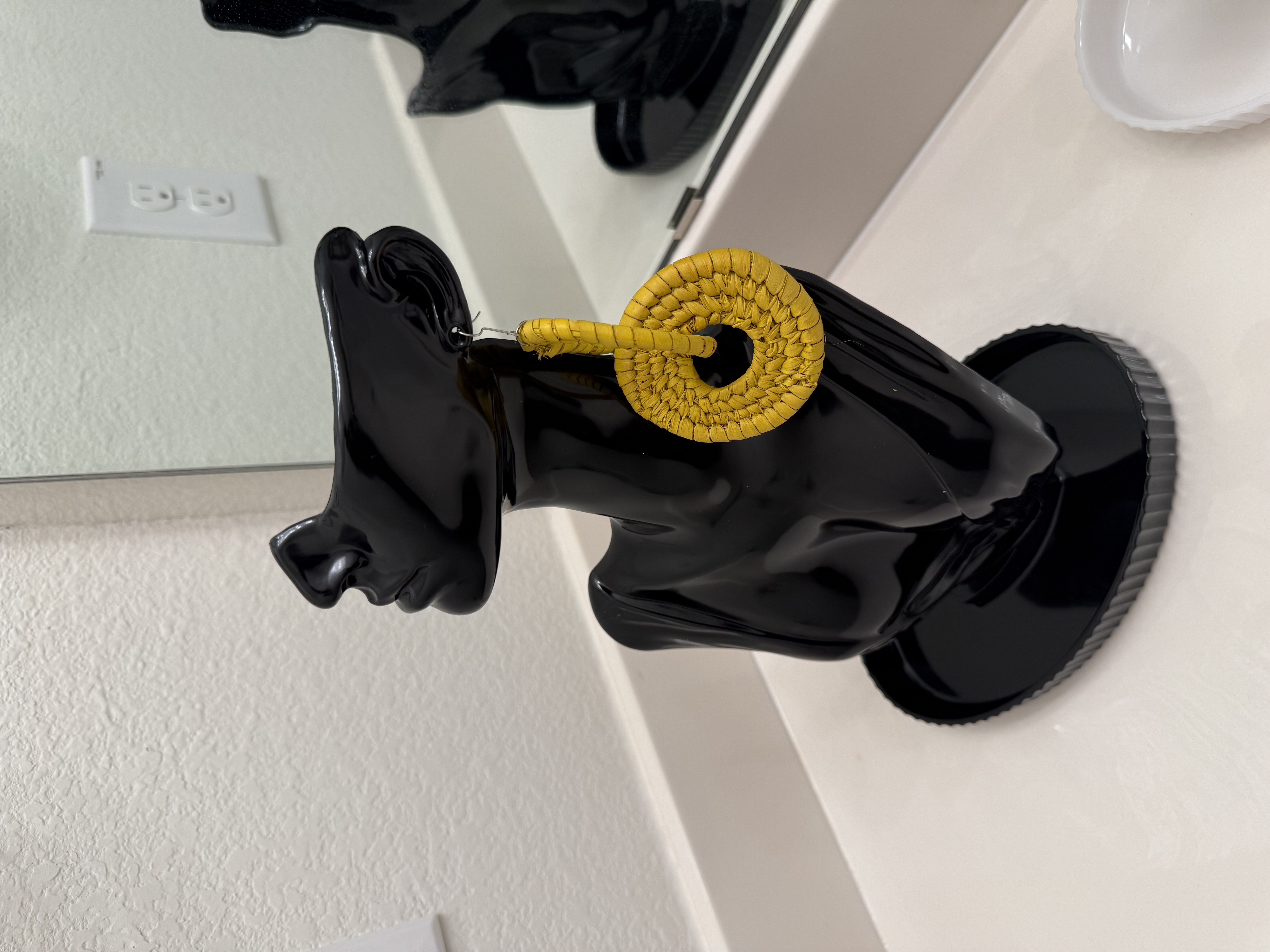 Wooden basket earrings 