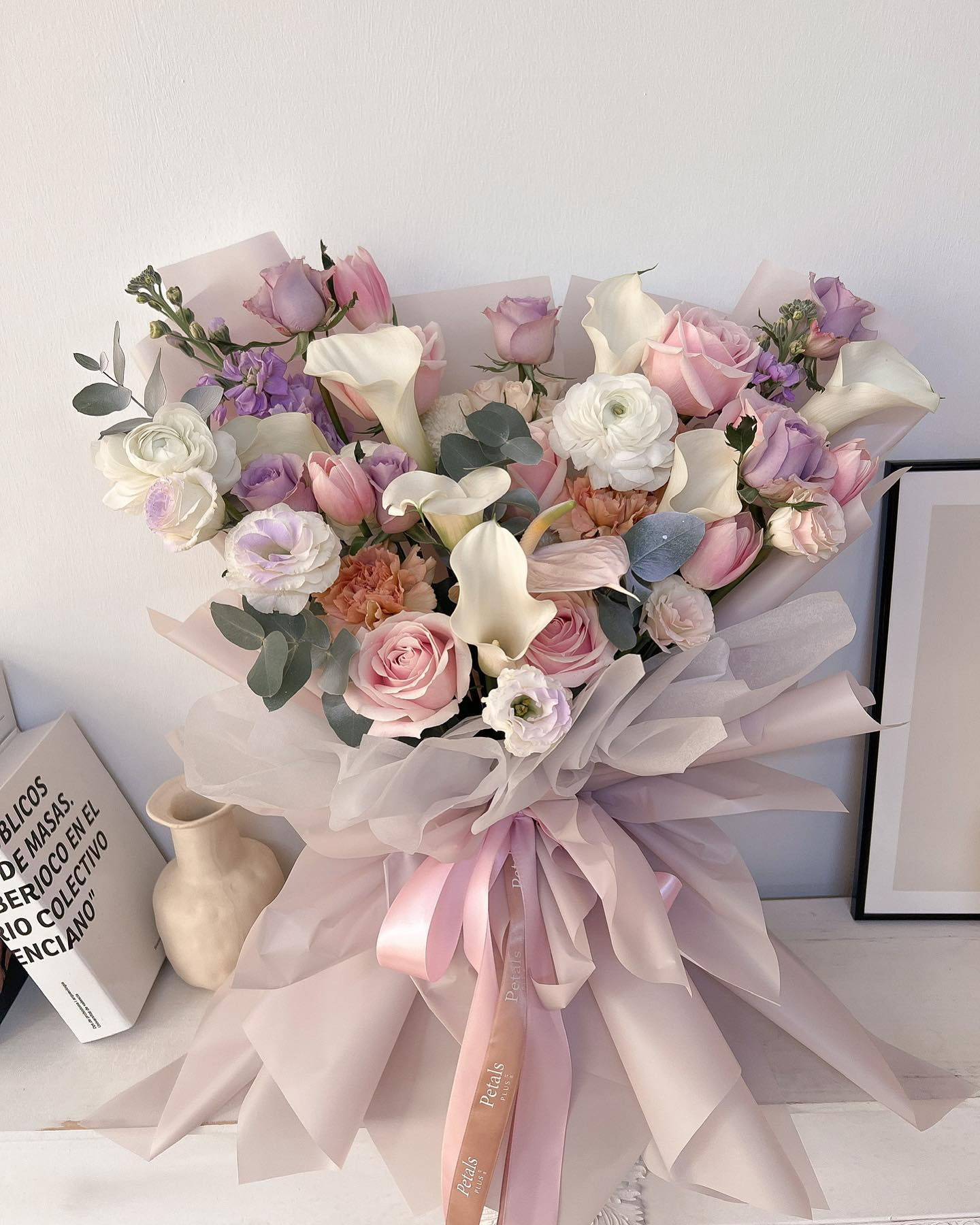 Pastel-Themed Mixed Bouquet