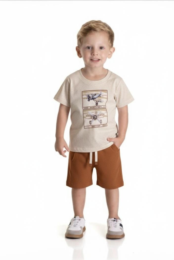 Conjunto infantil de camiseta e shorts