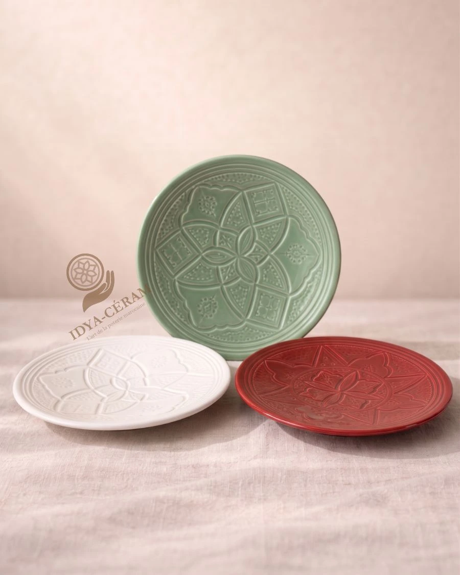 Assiette Plate sculptée  sans fil d'Or 18cm