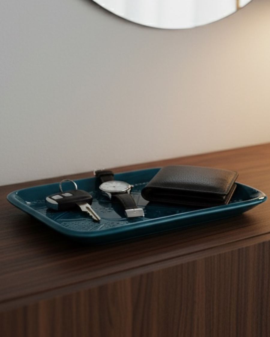 Assiette rectangulaire sans fil d'Or