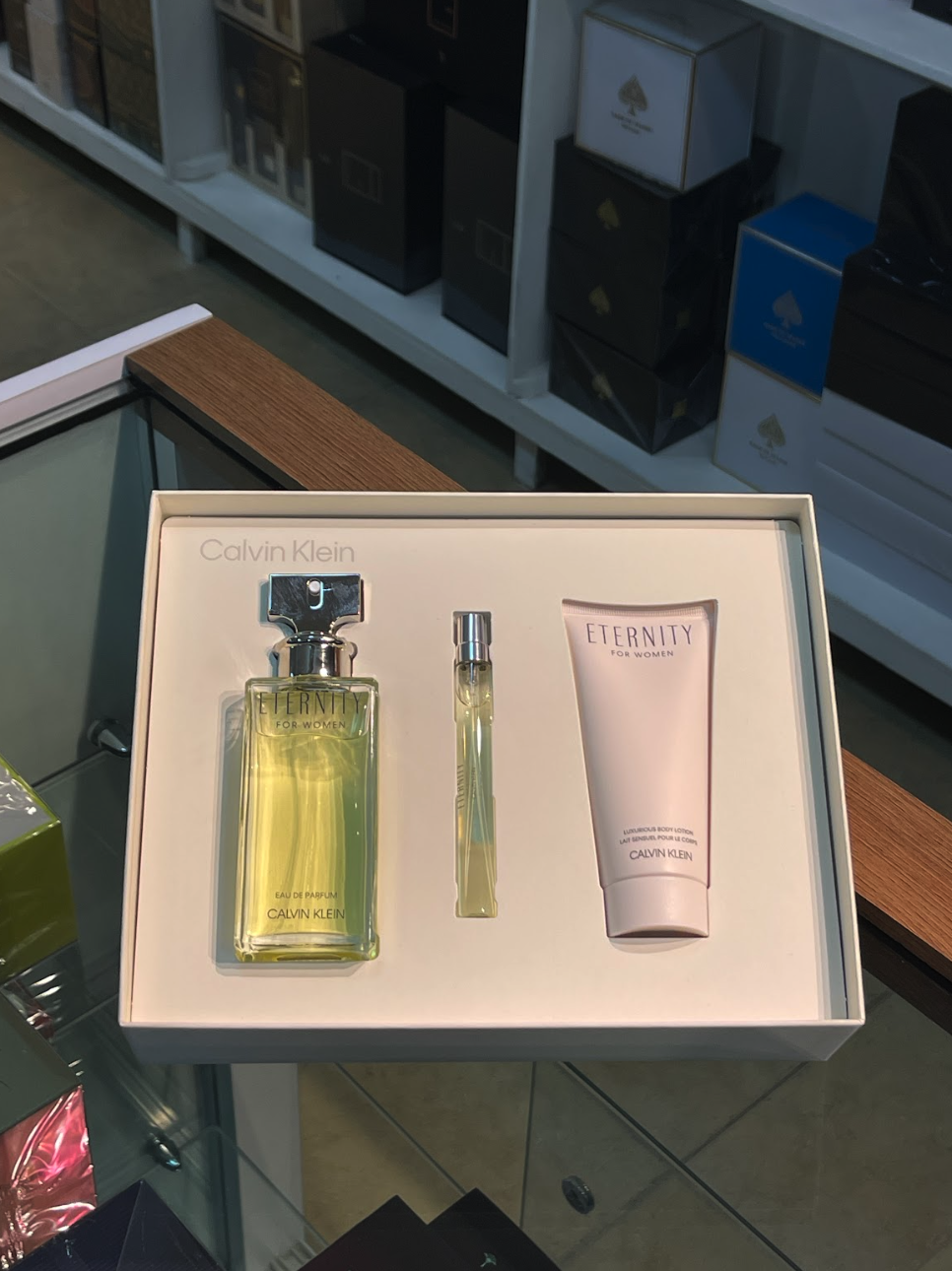GIFT SET - CALVIN KLEIN "ETERNITY" 3.3OZ EDP SPR+MINI .+ B/L "3PCS" WOMEN