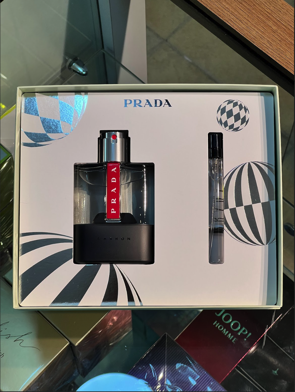 GIFT SET - PRADA "LUNA ROSSA CARBON" 3.4OZ EDT SPR+ S/G "2PCS" MEN