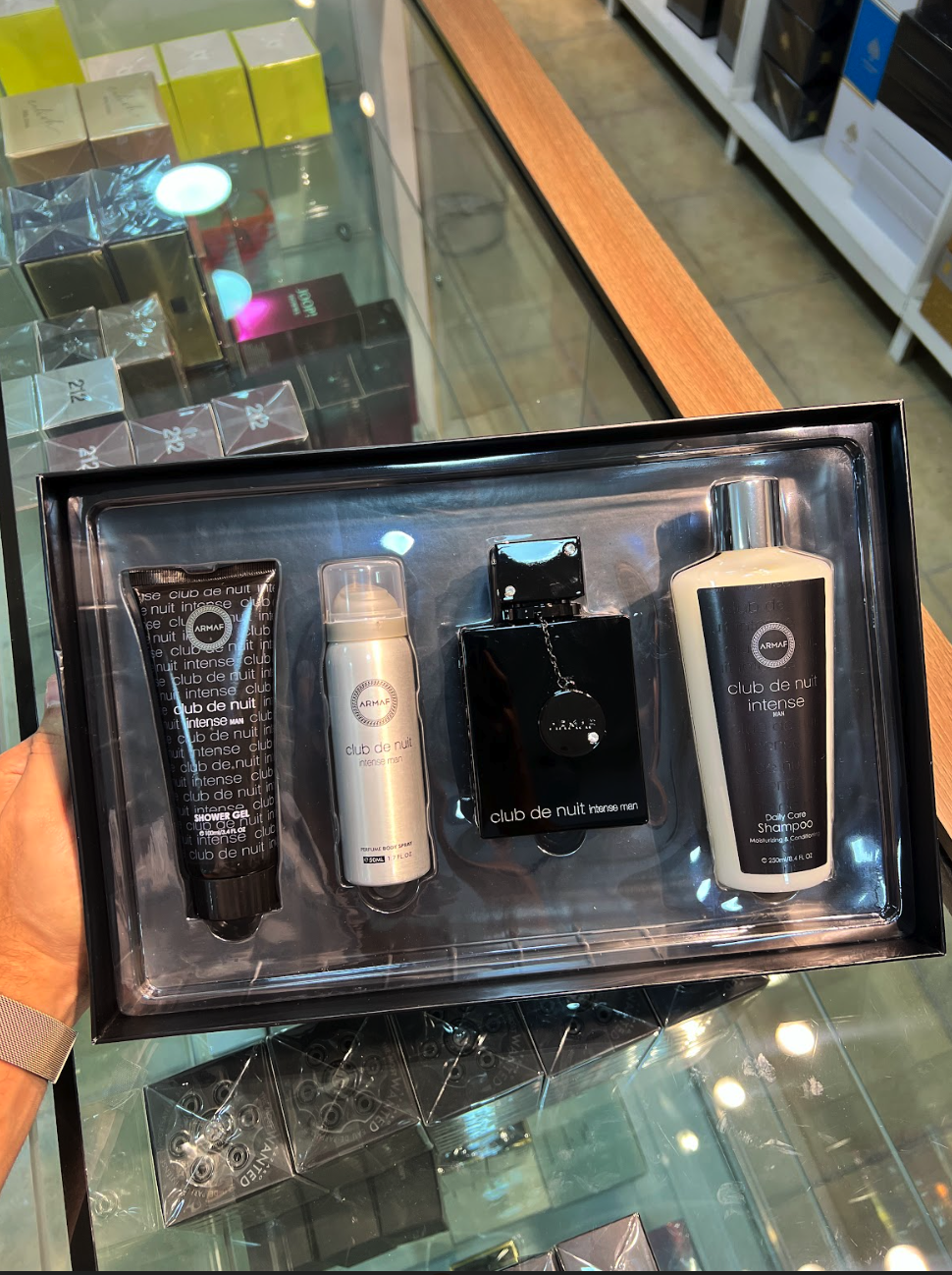 MS-ARMAF CDN INTENSE 3.4/1.7 PERFUME BDY SPR/3.4 SG/ 250 ML SHAMPOO - 4PC