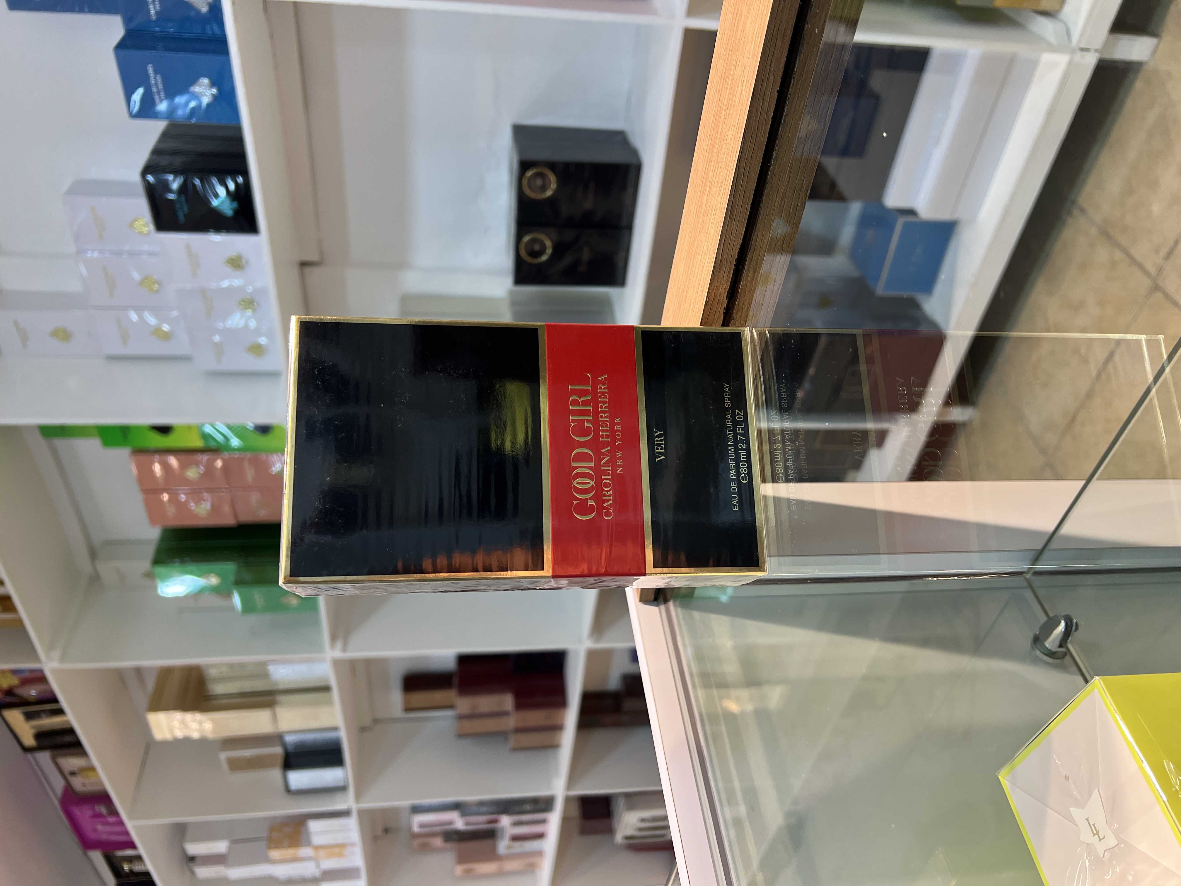 CAROLINA HERRERA " VERY GOOD GIRL"2.7OZ EDP SPR