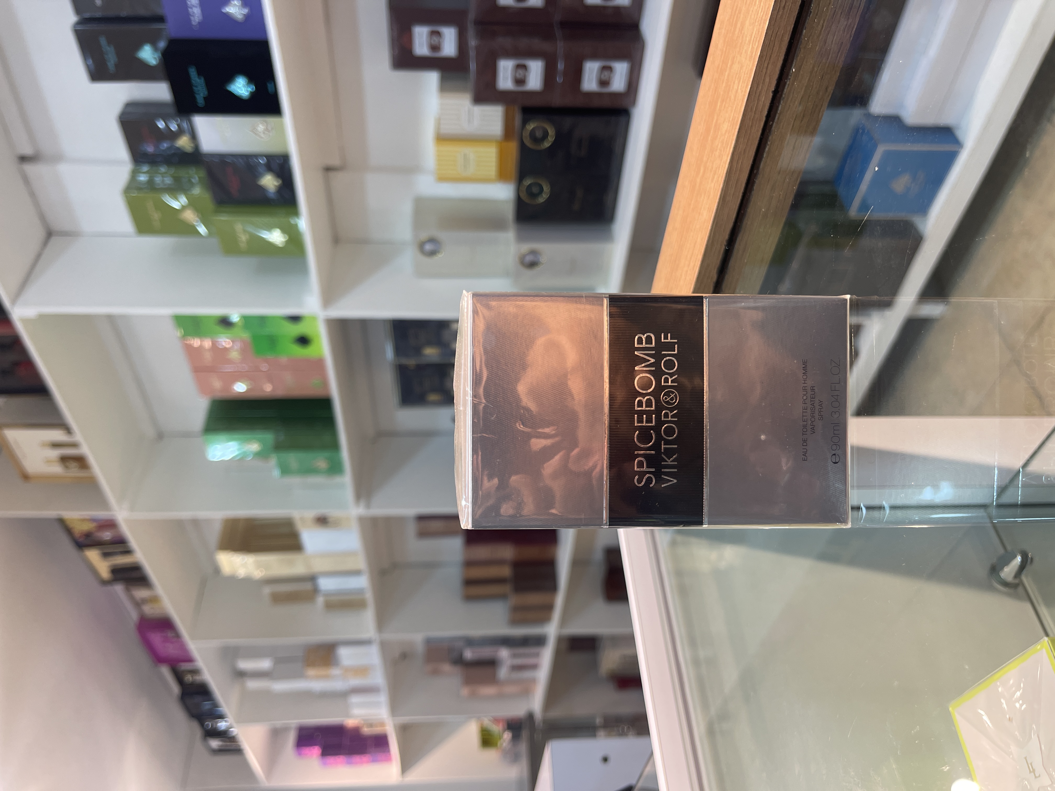 V&R "SPICE BOMB" 3.0OZ EDT SPR MEN