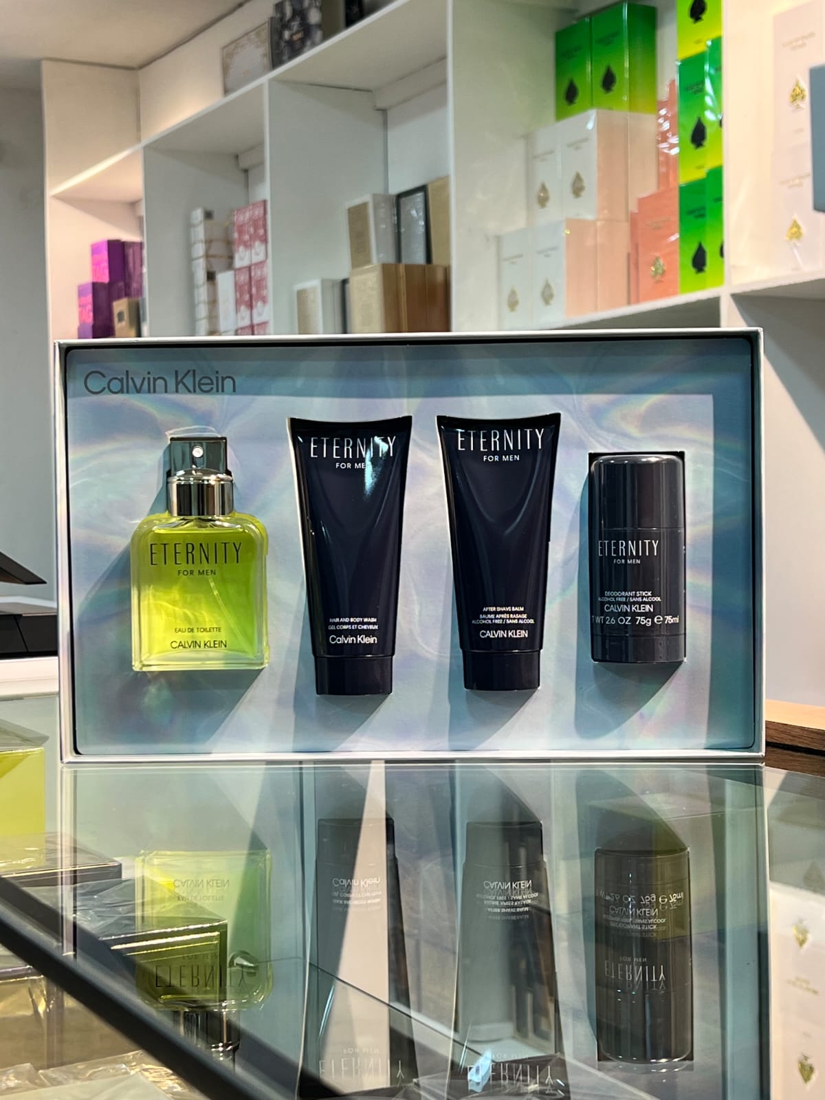 GIFT SET - ETERNITY 3.4OZ EDT SPR "4PCS" MEN