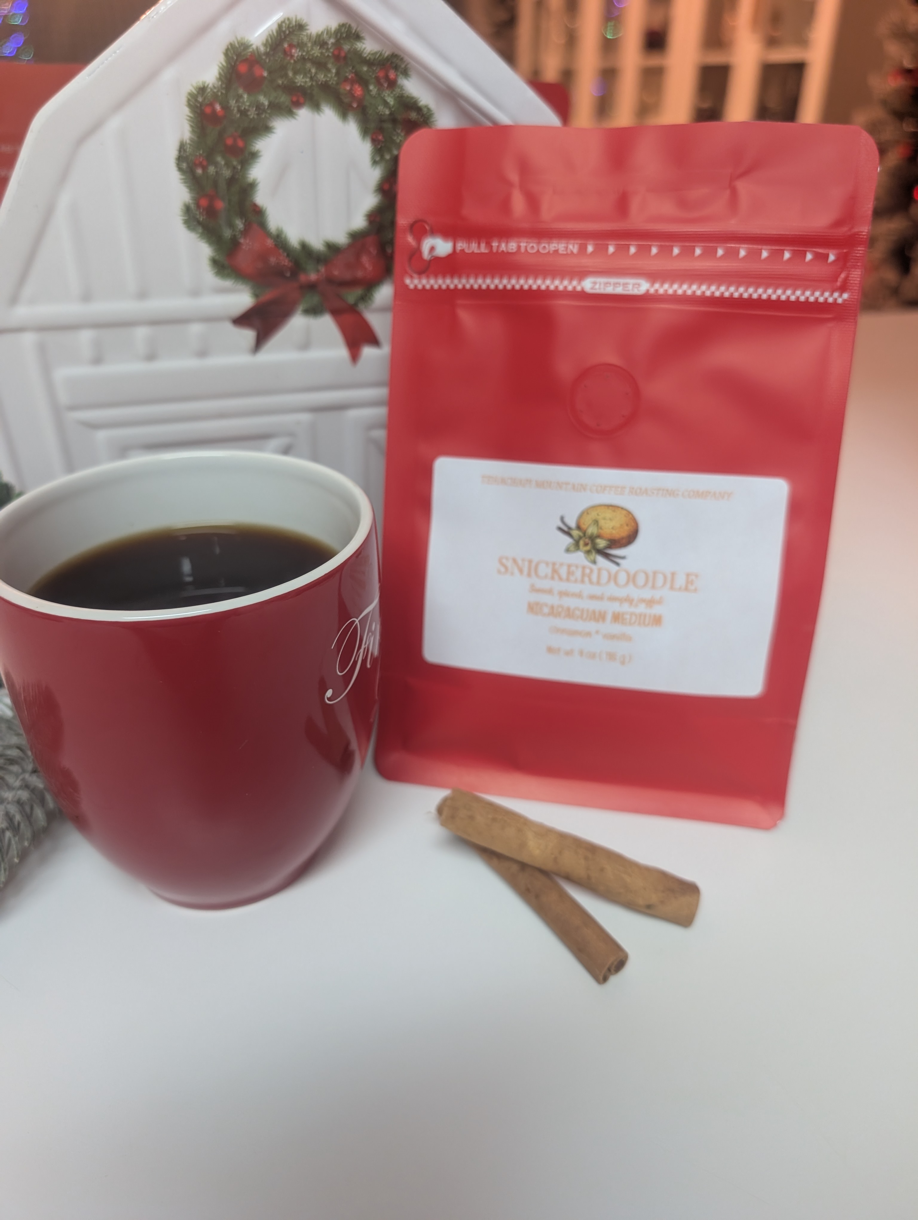 Snickerdoodle Holiday Coffee – Medium Roast Nicaraguan, Cinnamon Sugar Cookie Flavor, 4 oz Sample