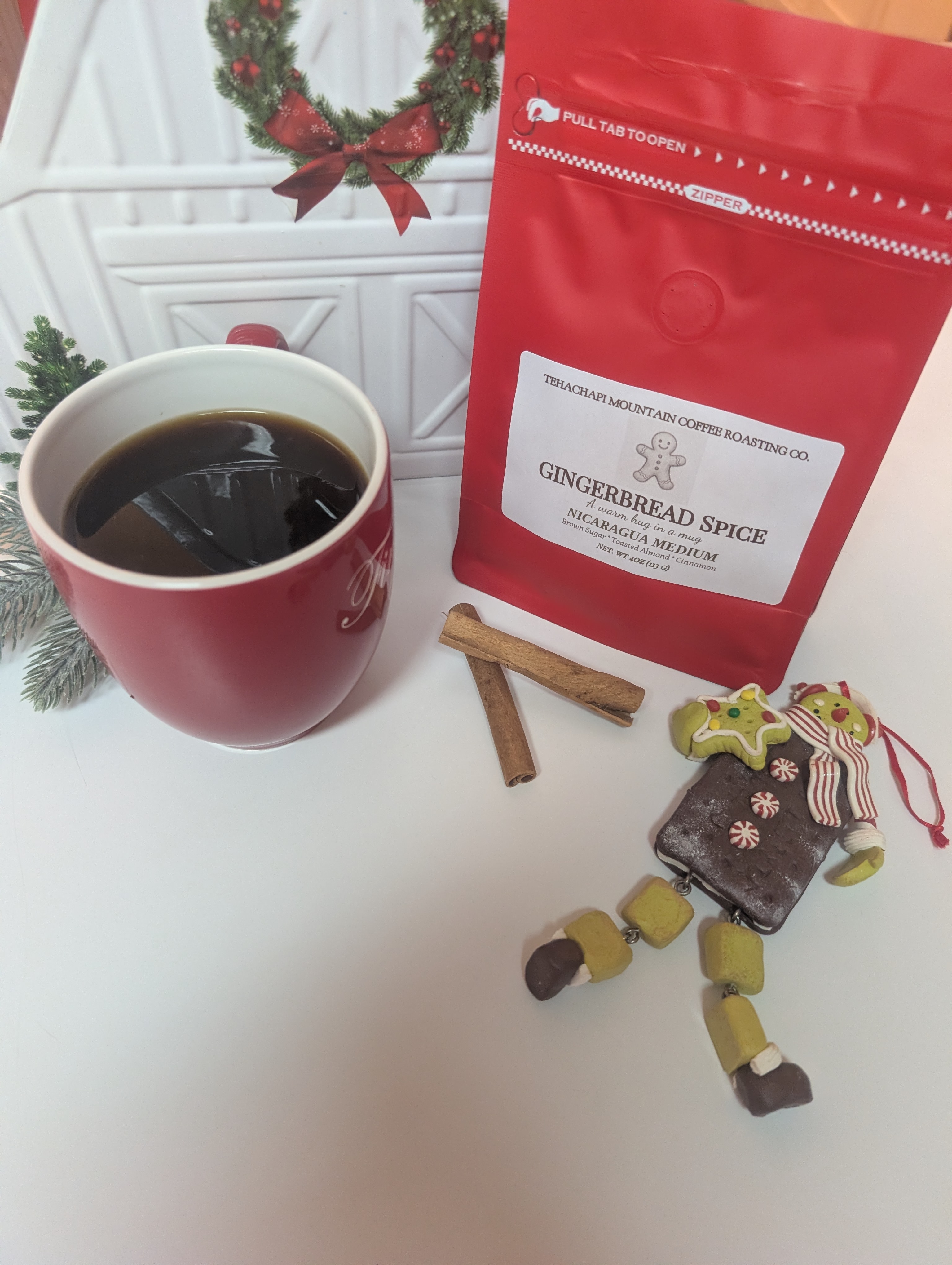 Gingerbread Holiday Coffee – Medium Roast Nicaraguan, Spiced Gingerbread Flavor, 4 oz Sample