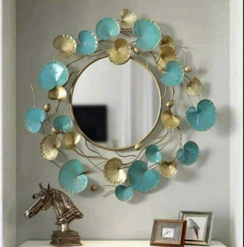 Decorative Round Wall Mirror