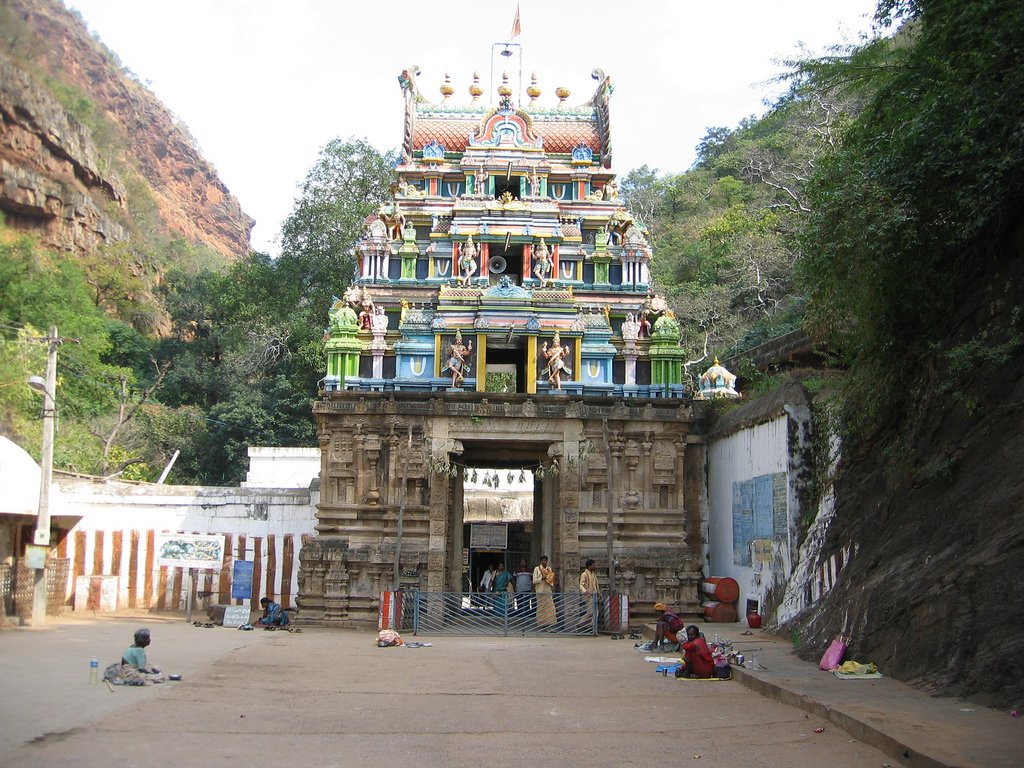 Srisailam → Mahanandi → Ahobilam Temple Tour Package