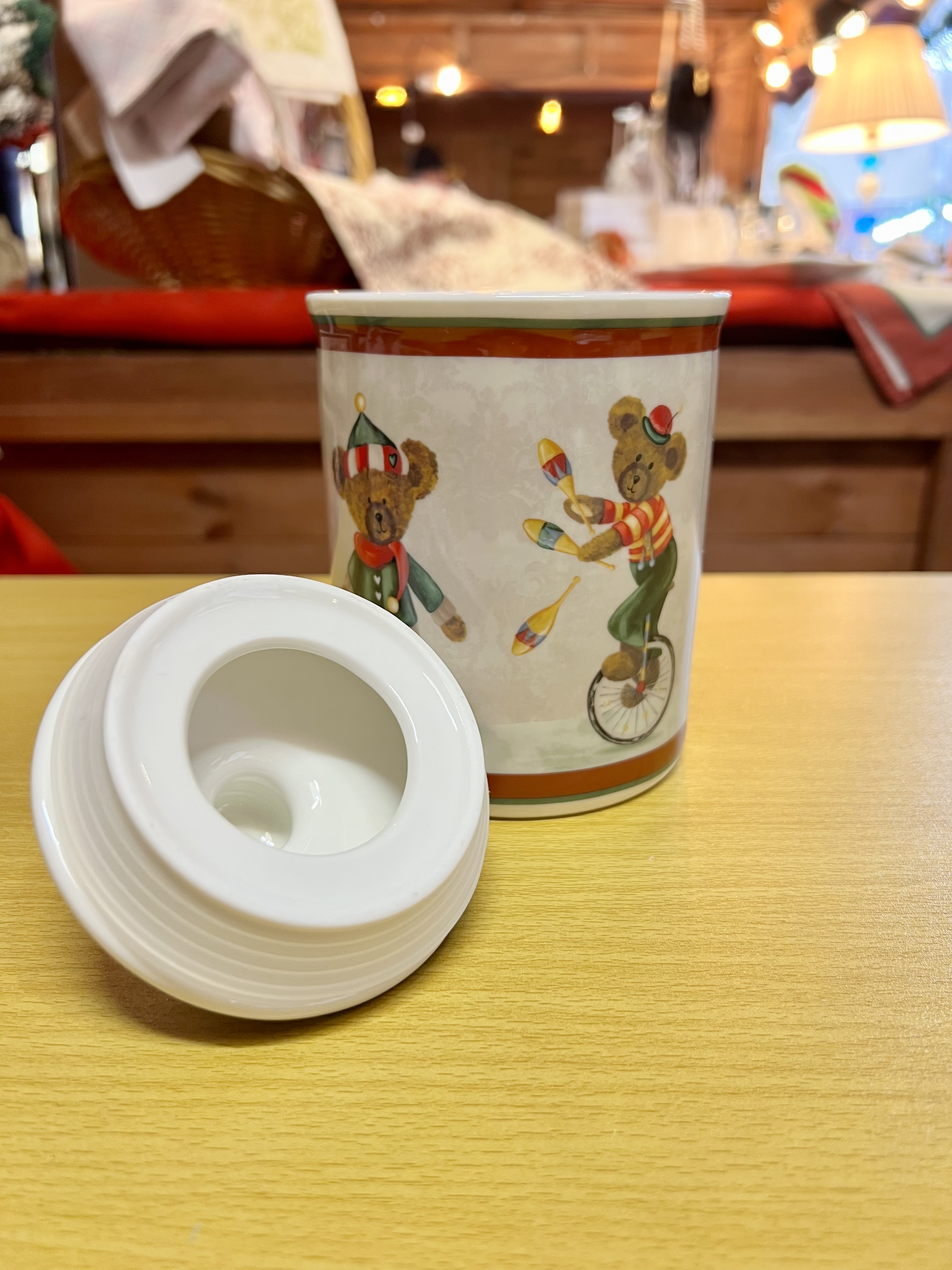 Barattolo in porcellana bear