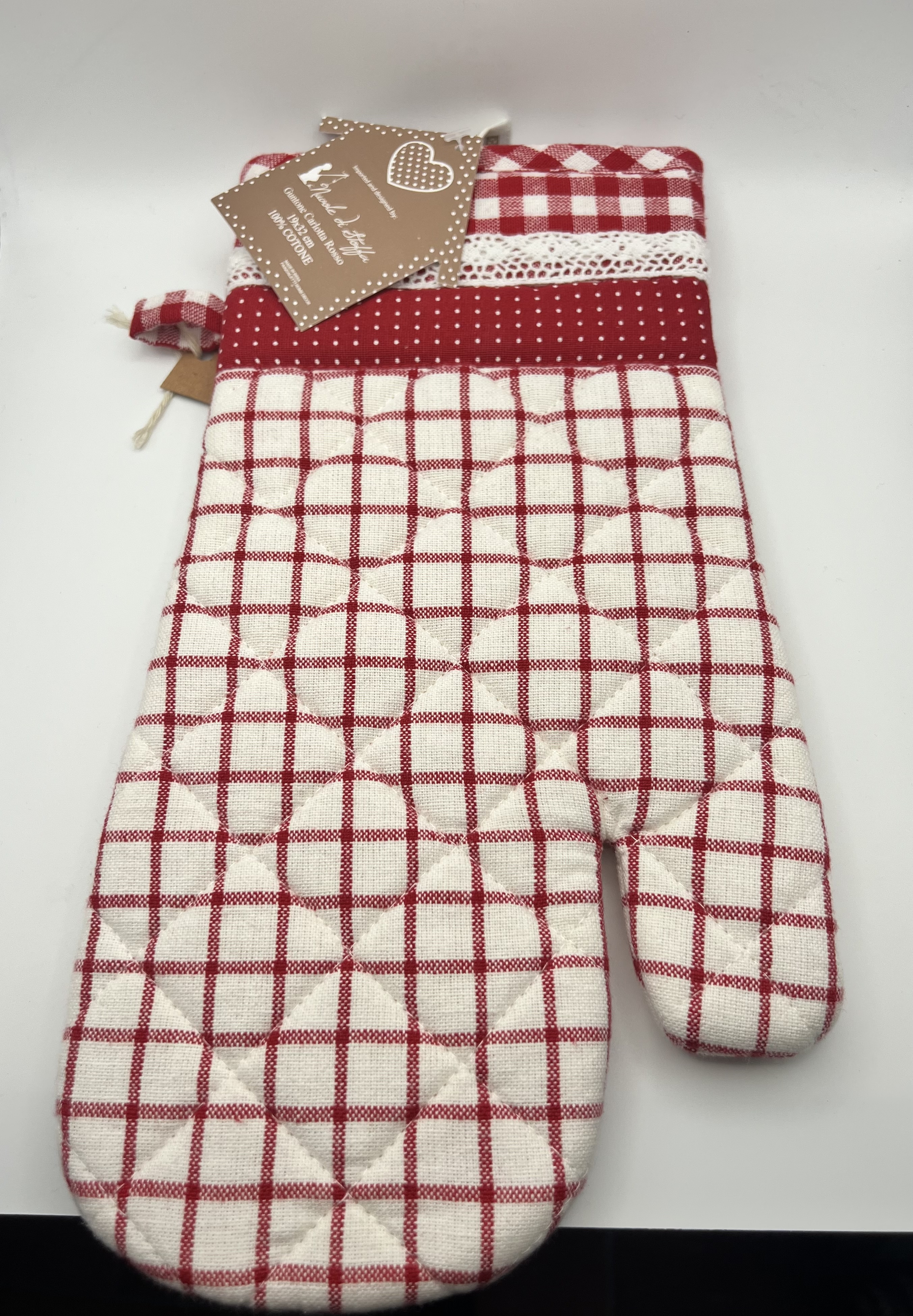 Guantone “Carlotta” rosso.