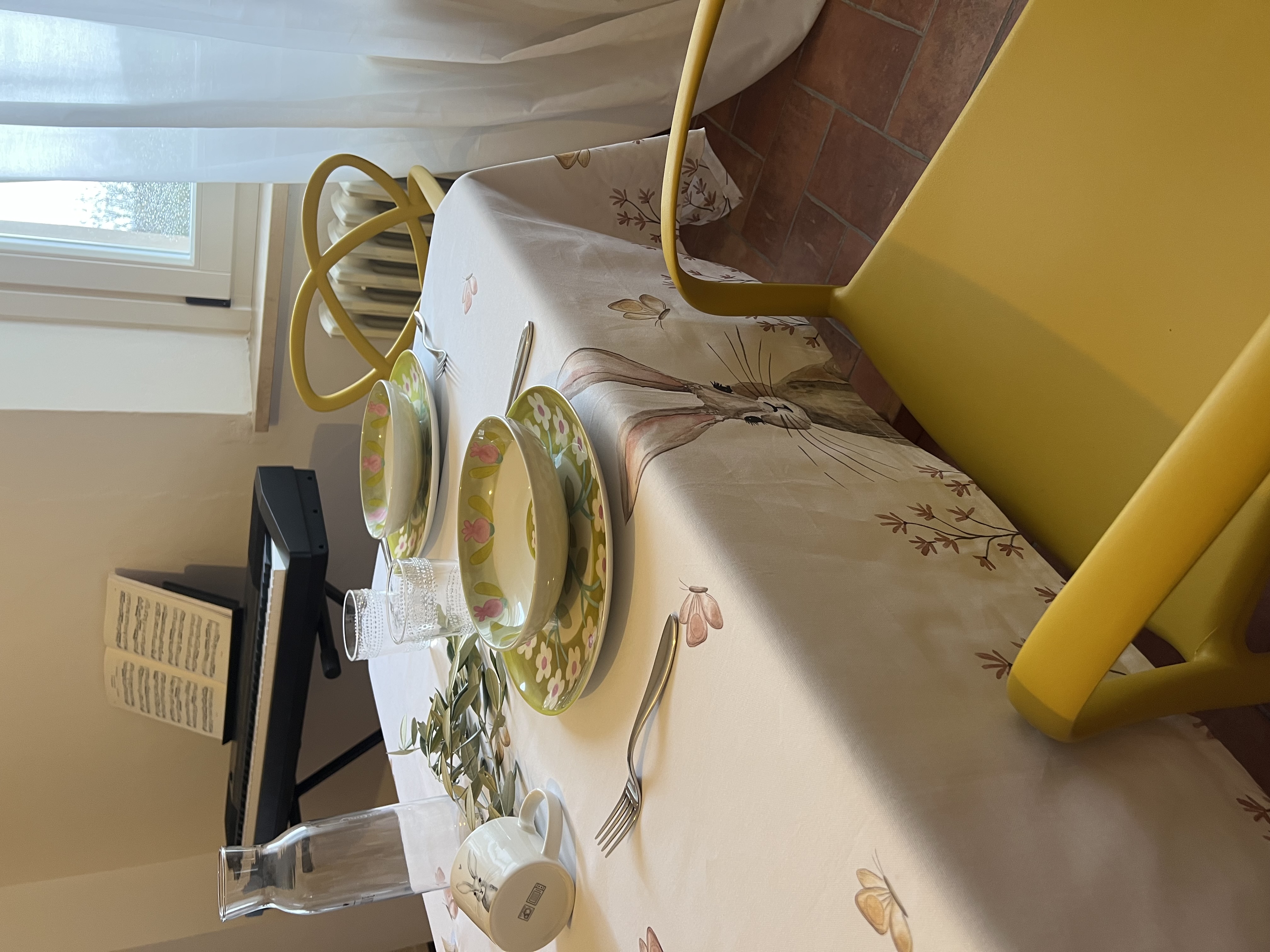 Tovaglia con conigli