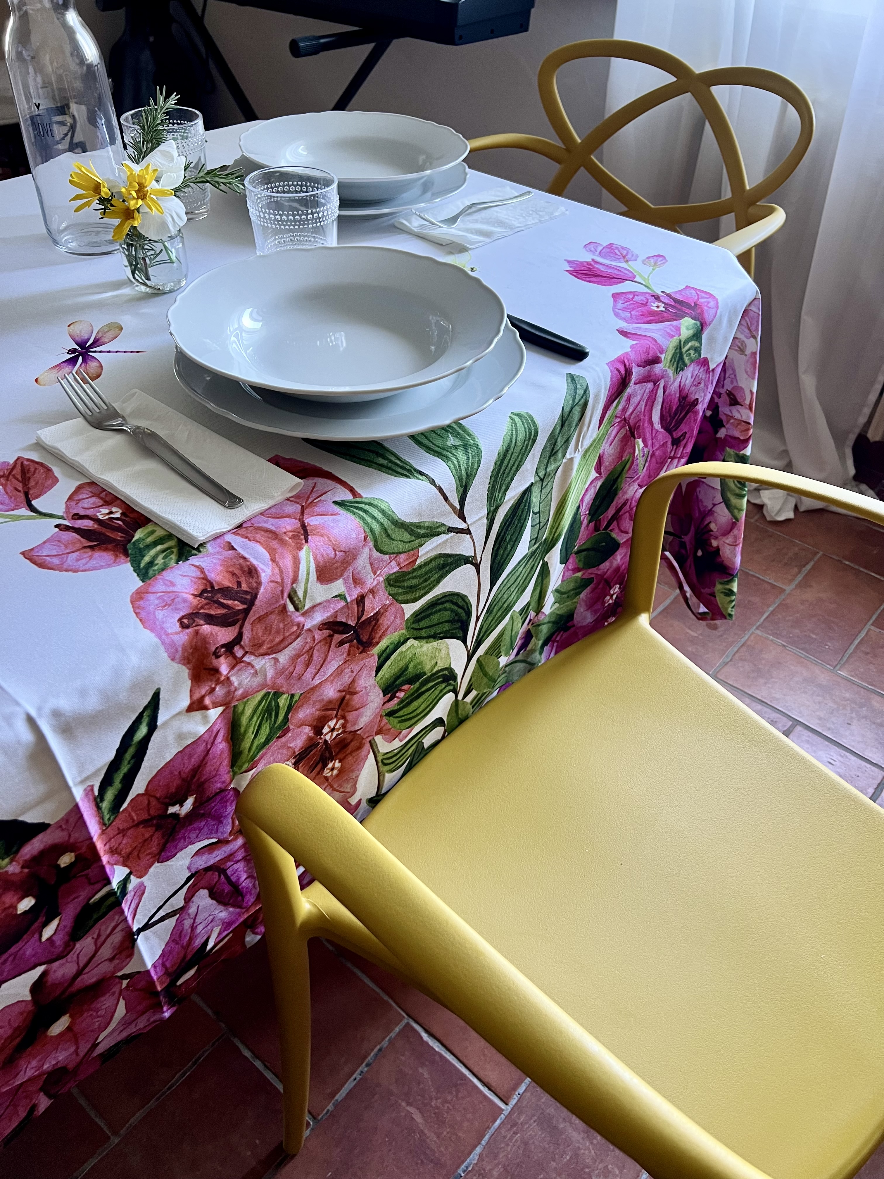 Tovaglia Bounganvillea