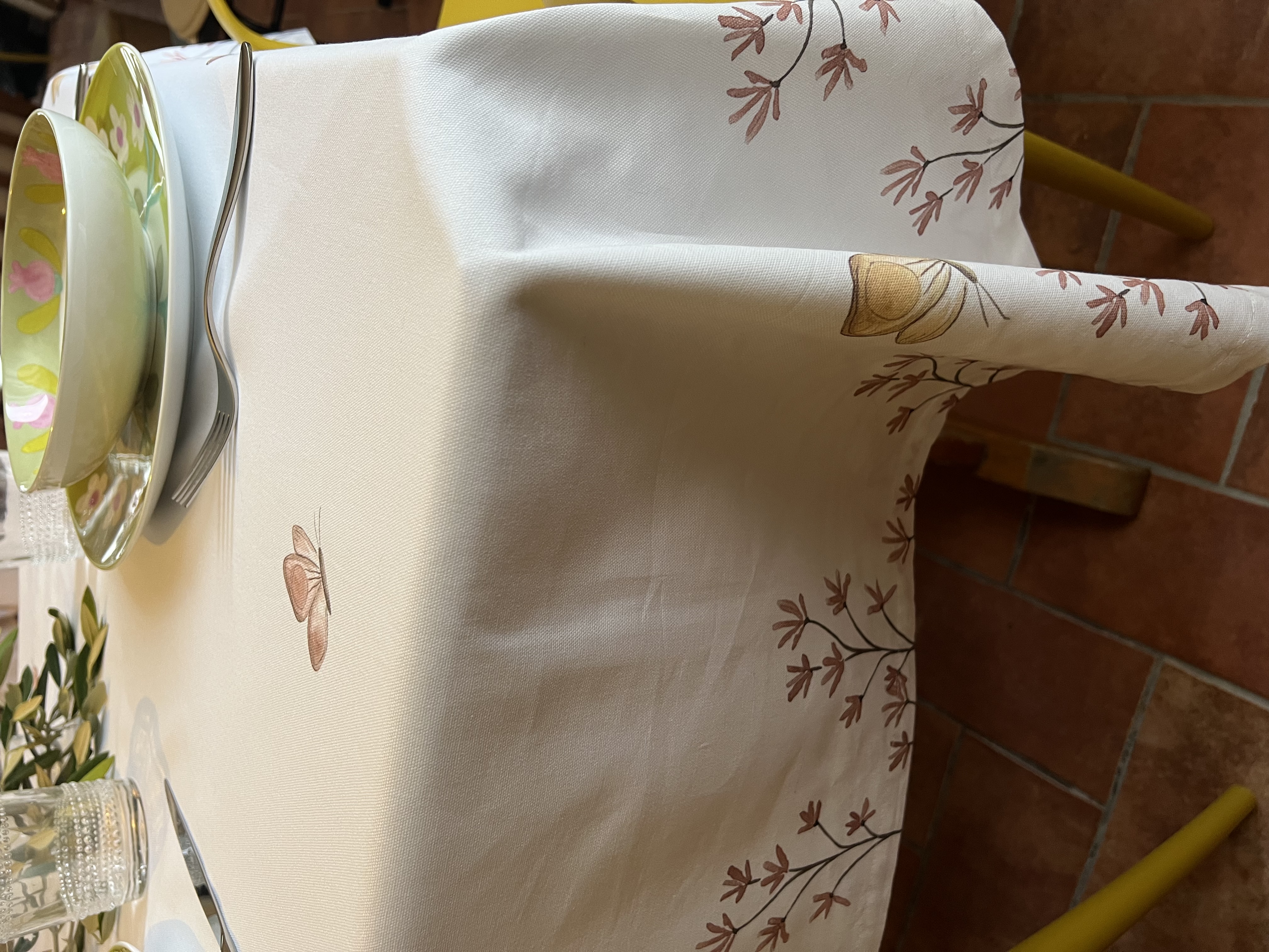 Tovaglia con conigli