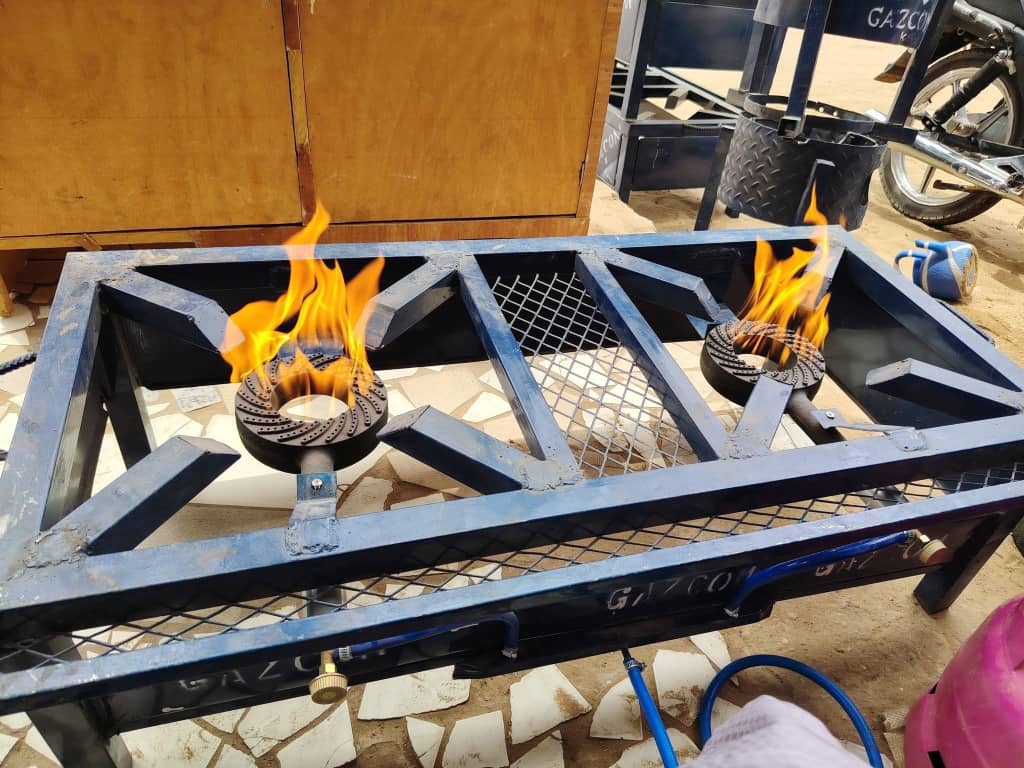 Cuisinière à gaz industrielle