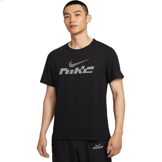Nike Sportswear Black T-Shirt