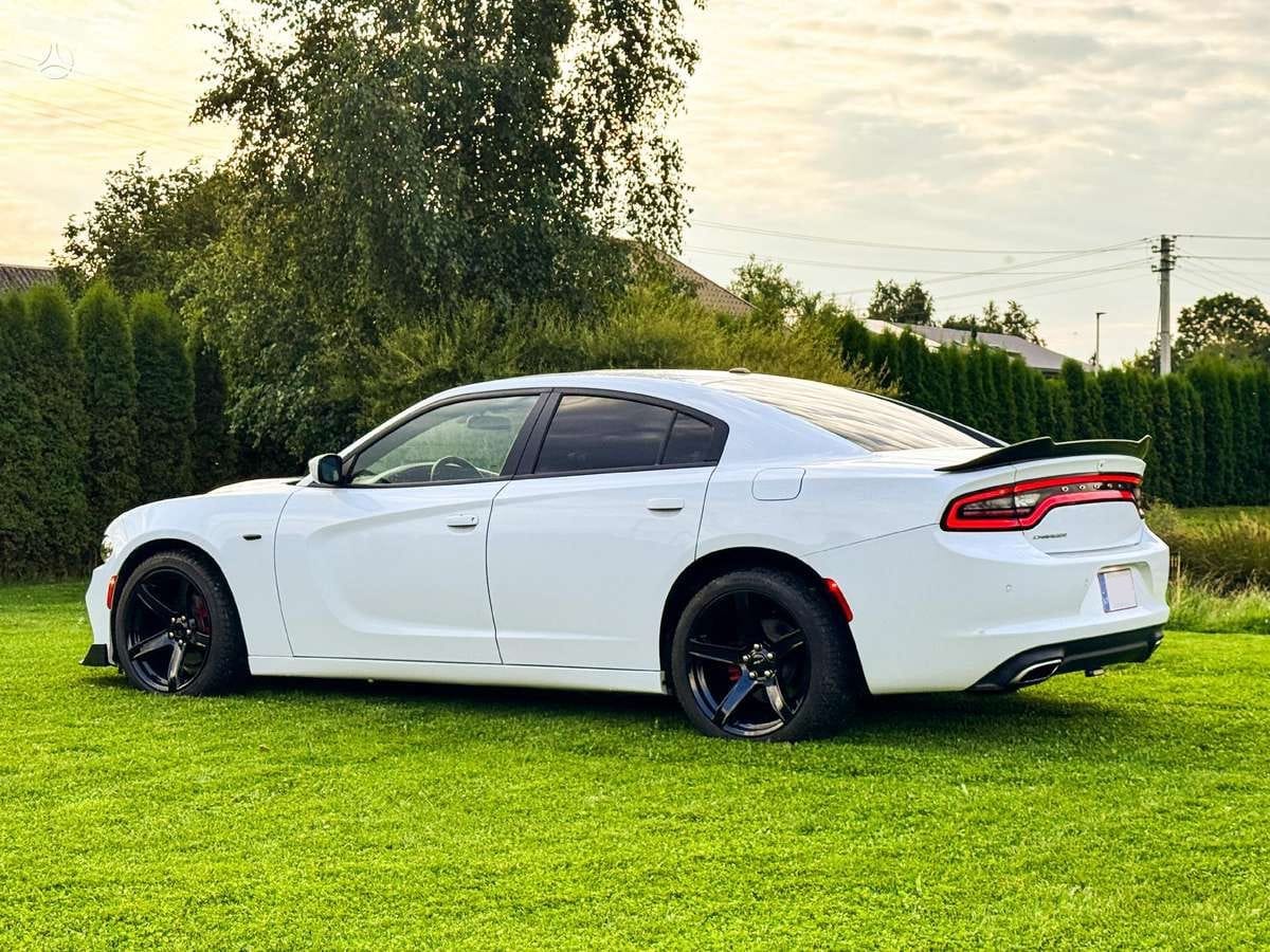 Dodge Charger SXT 3.6L V6 (2021) 