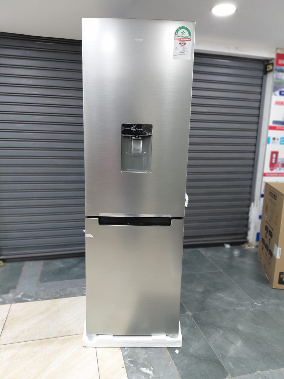 Samsung  fridge 338litres ,2 door bottom mount freezer,no frost refrigerator