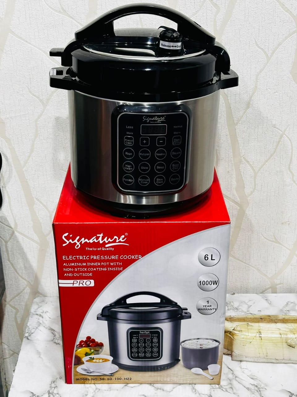 Signature Electric Pressure Cooker 