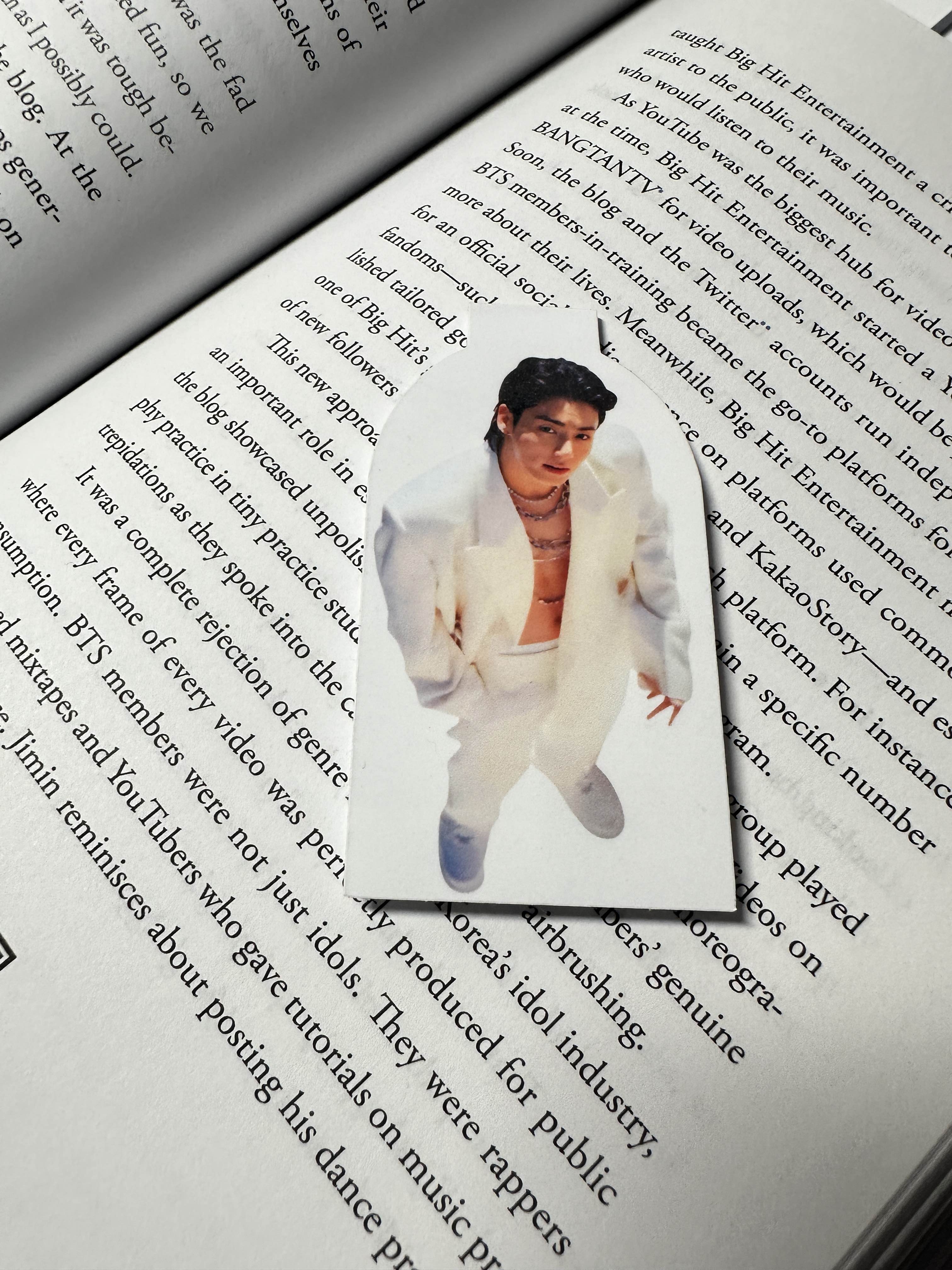 ❥ BTS Jungkook Magnetic Bookmark