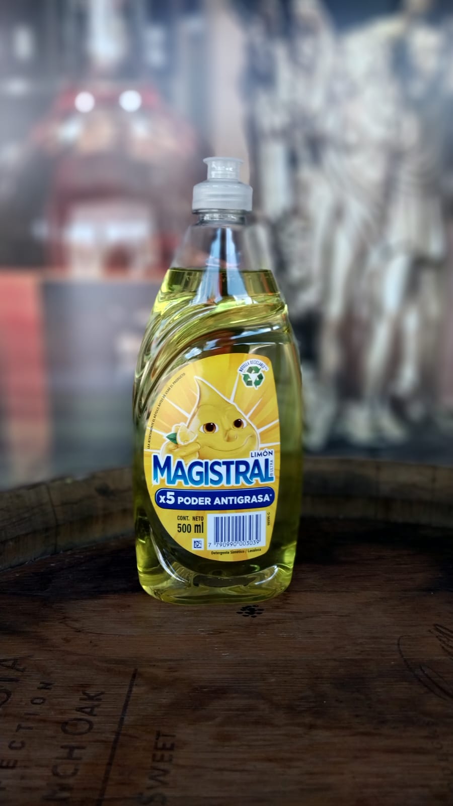DETERGENTE MAGISTRAL 500ML