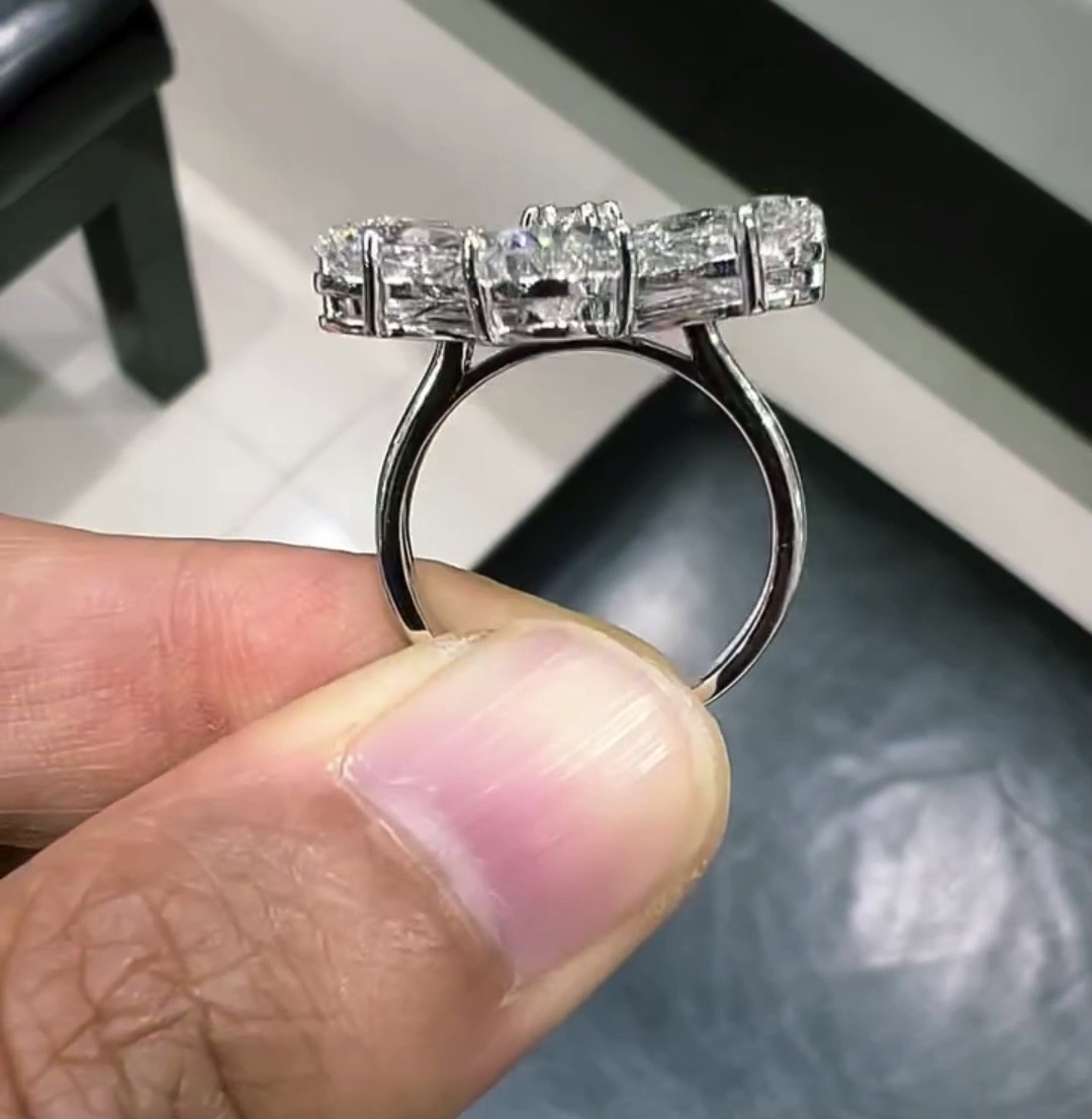 2 Carat(total 12ct) Pear Shape Diamond Flower Ring | Unique Cluster Design.