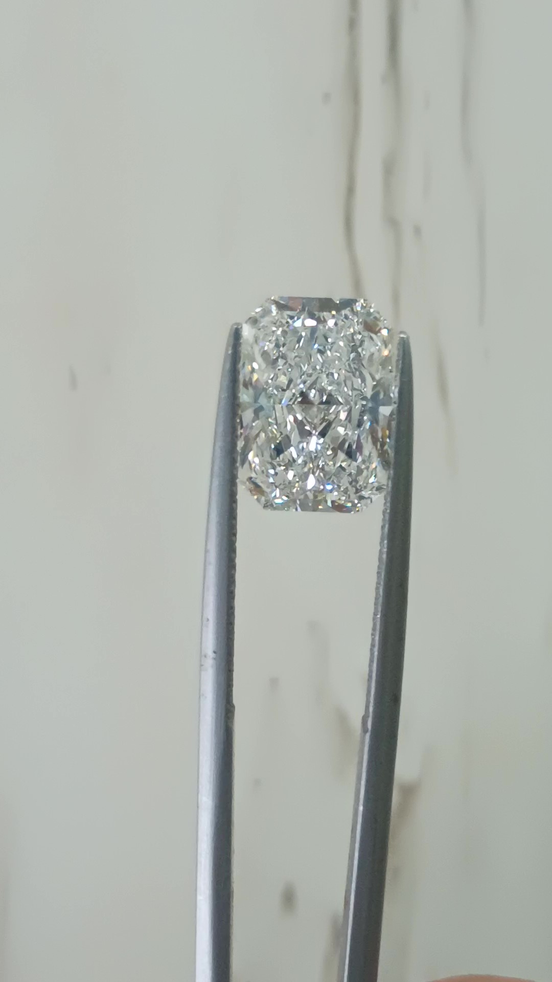 Radiant Cut Lab Grown Diamond 0.5ct to 9ct | IGI Certified Loose Diamond