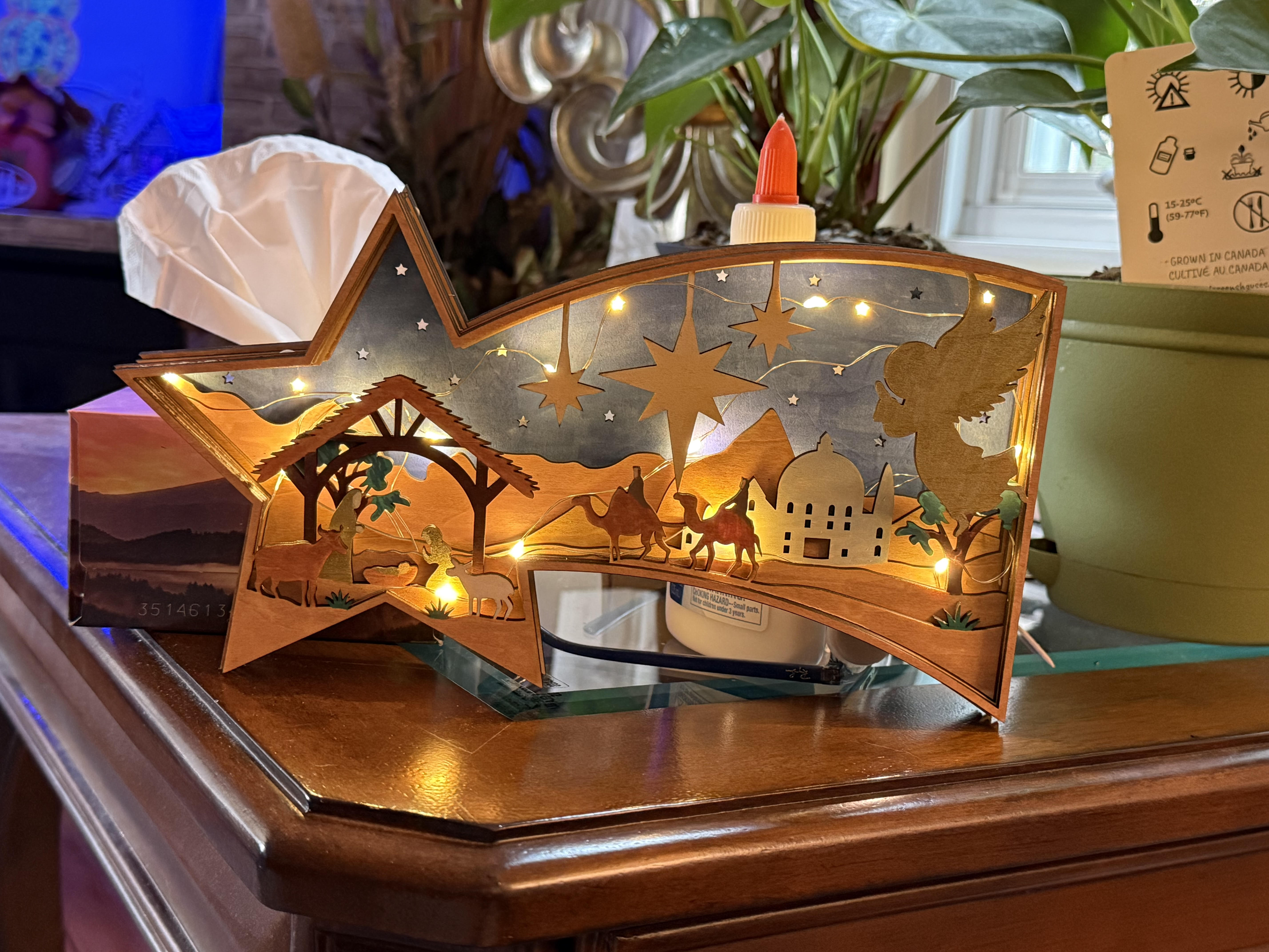 Illuminated Nativity Scene Star Decoration