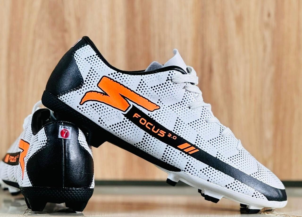 Focus 2.0 Soccer Shoes