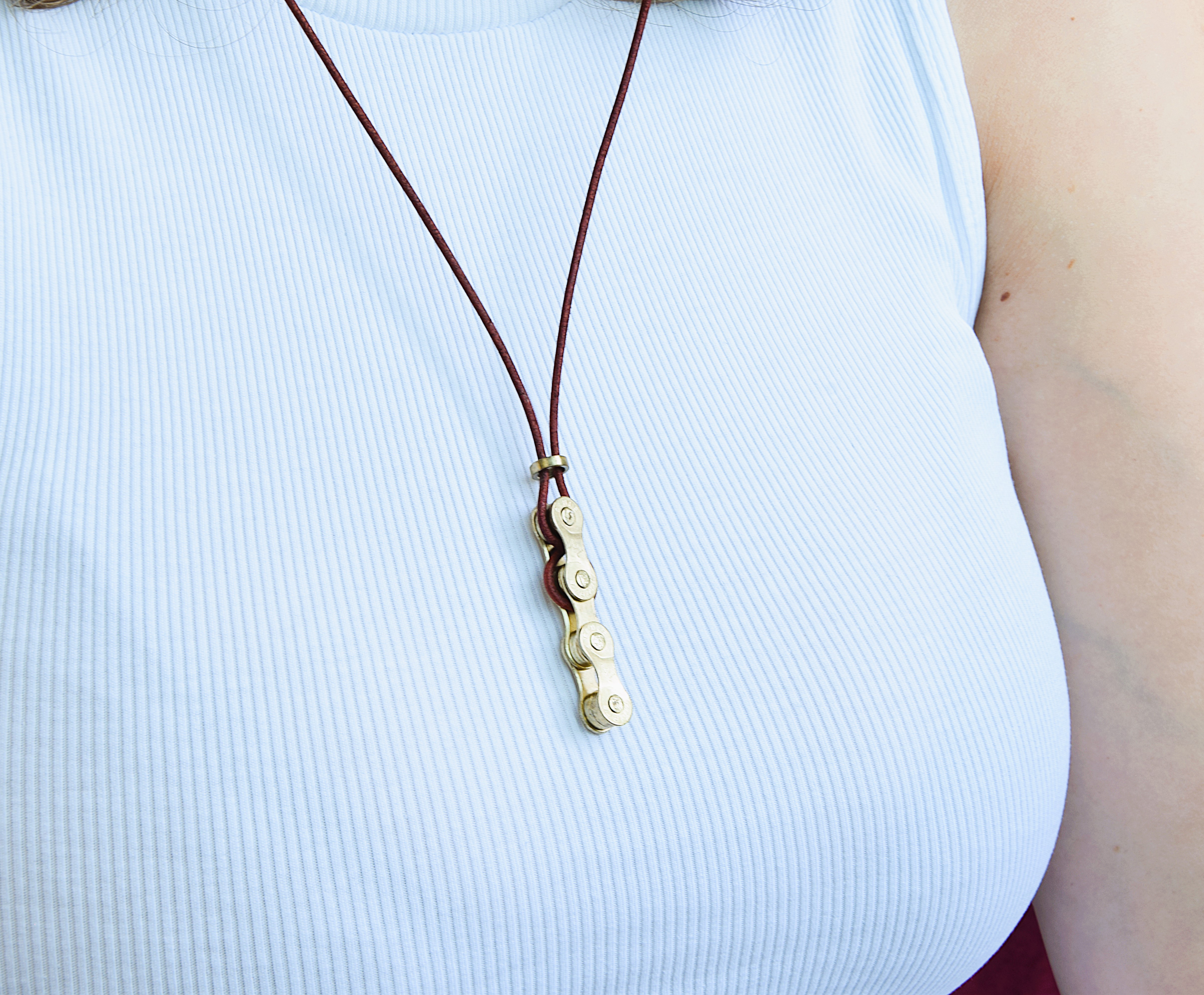 Halskette Leder - Anhänger Langglieder