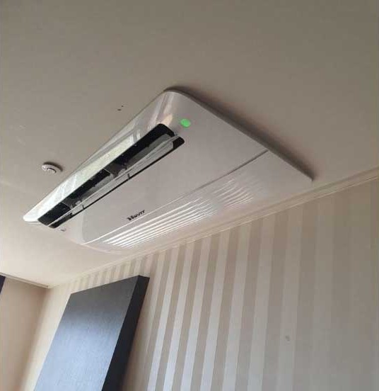 Ceiling-mounted air conditioner