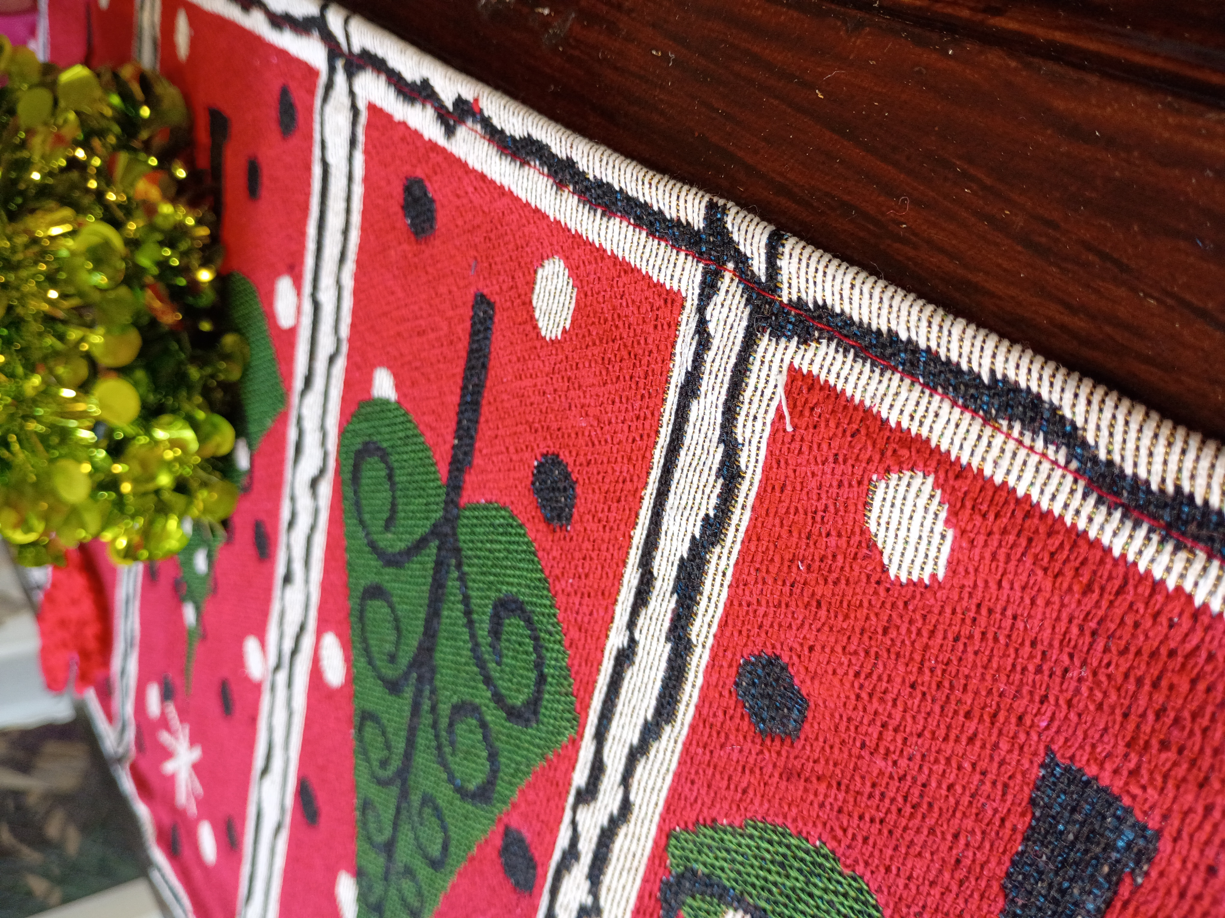 Christmas tree Durable fabric🎄 Table Runner 68 inches long. Red Green multicolor Holiday Decoration